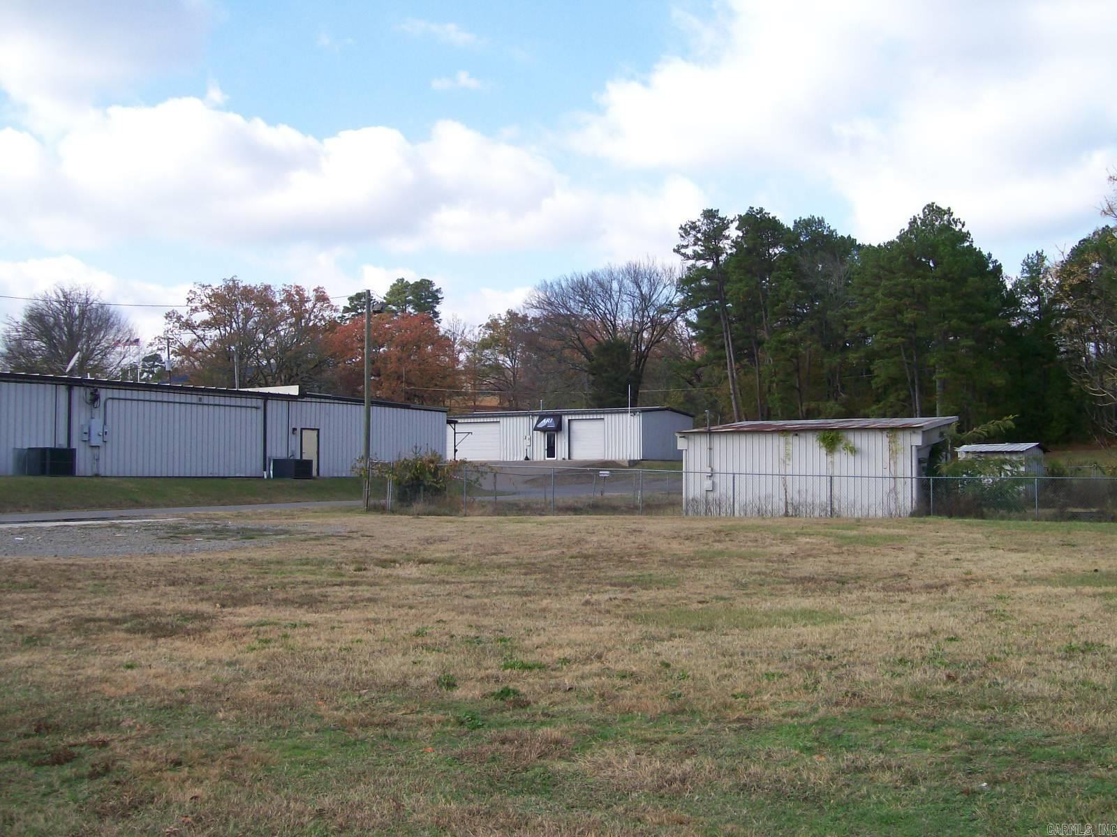 Seastrunk JR - Commercial Sale