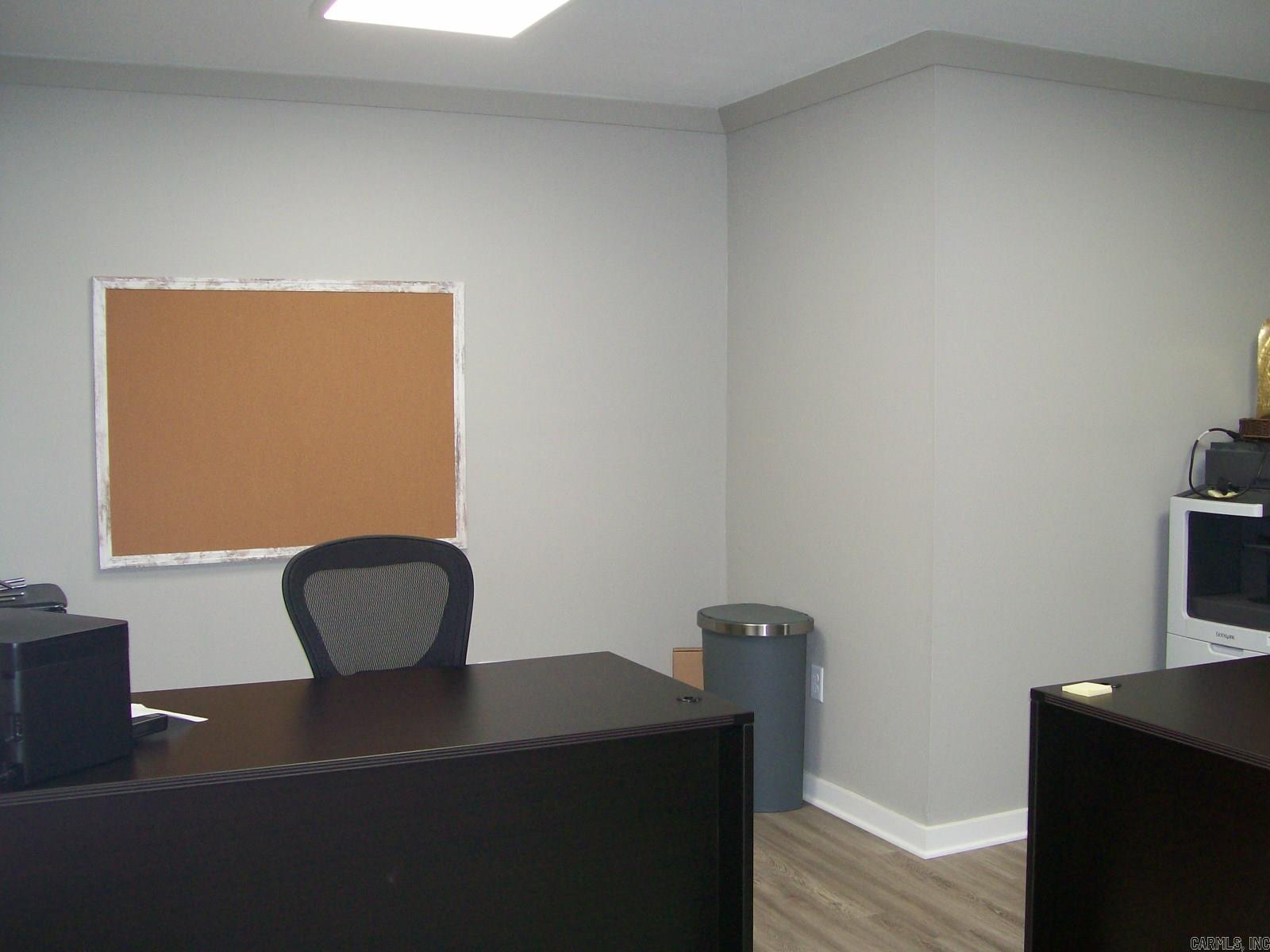 Seastrunk JR - Commercial Sale