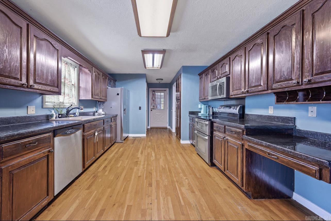 Lake View - Residential