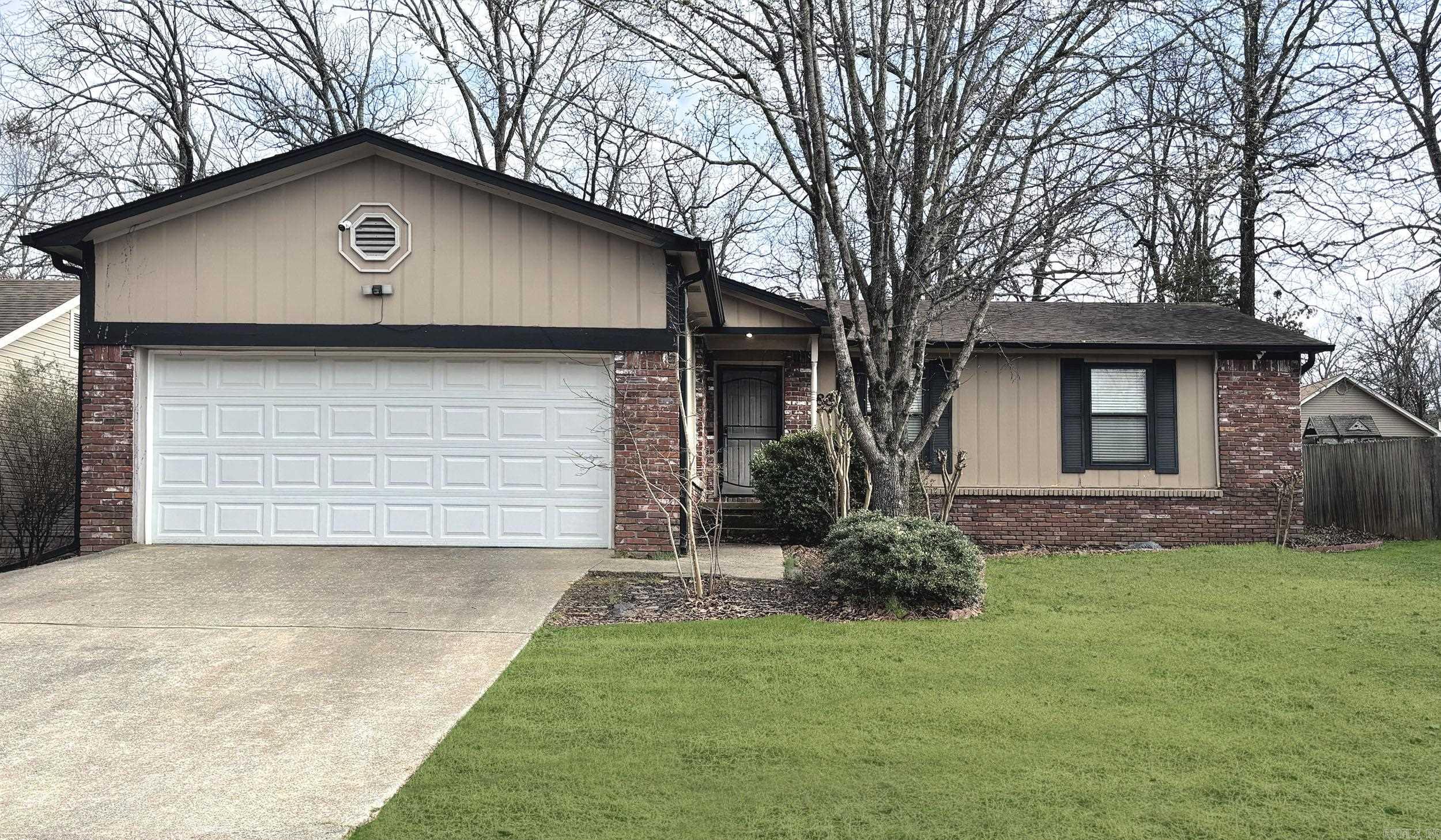 ROLLING OAKS - Residential