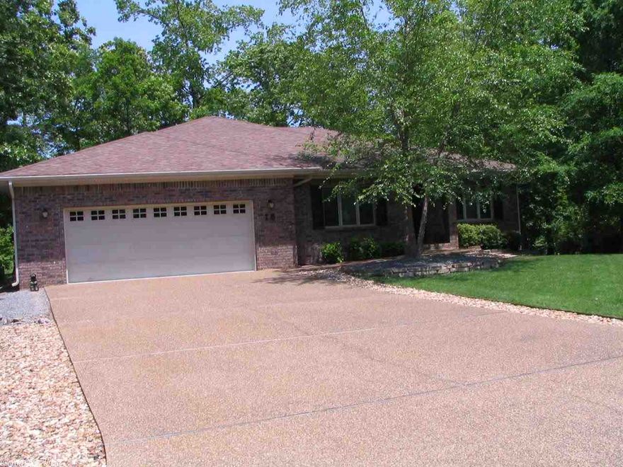 HAS BEEN USED AS A SECOND HOME.  ONE OF THE BEST VIEWS ON ISABELLA GOLF COURSE.  WELL MAINTAINED WITH NICE LANDSCAPING. THIRD BEDROOM  HAS BUILT -INS WHERE CLOSET COULD BE.  LARGE LOT.  BEDROOMS ARE SEPARATED FOR PRIVACY. OPEN PLAN.TWO OPEN DECKS AND ONE COVERED.  DECK FURNITURE STAYS. DON"T MISS THIS ONE.  MOVE IN CONDITION.CUL-DE-SAC FOR PRIVACY. CRAWL SPACE IS CONCRETED. VALANCES IN MASTER BEDROOM DO NOT CONVEY WITH SALE. 1 YR. HOME WARRANTY OFFERED