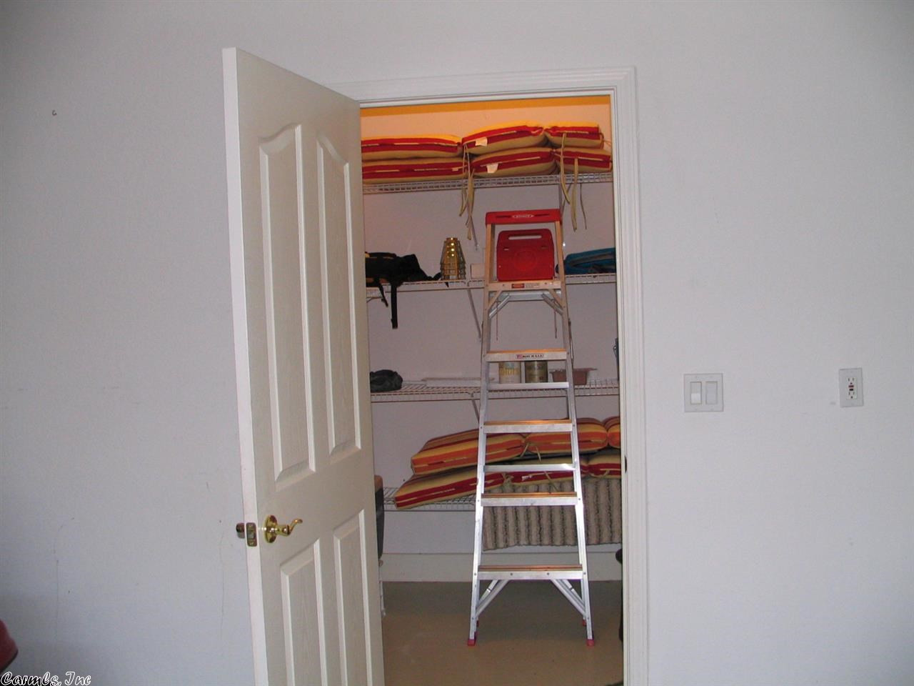 Isabella - Residential