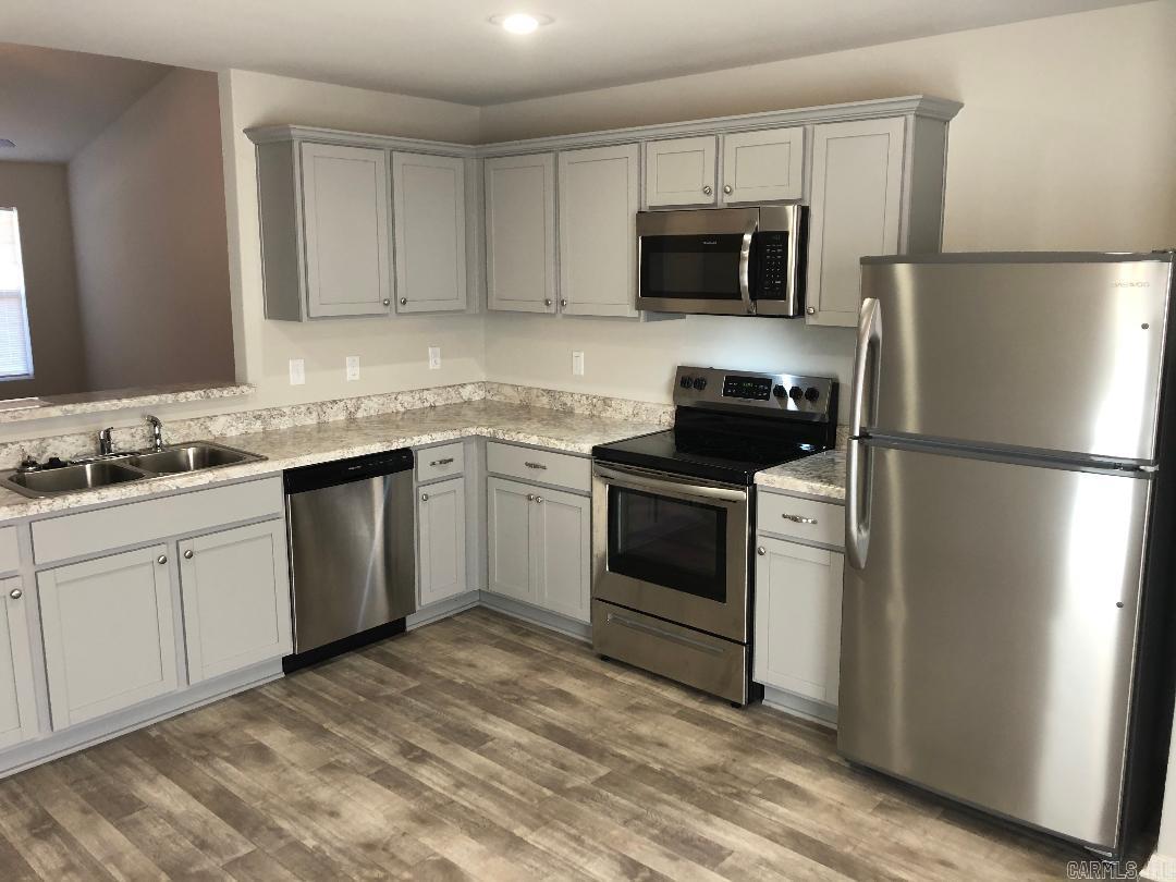 Parkway Meadows - Residential Lease