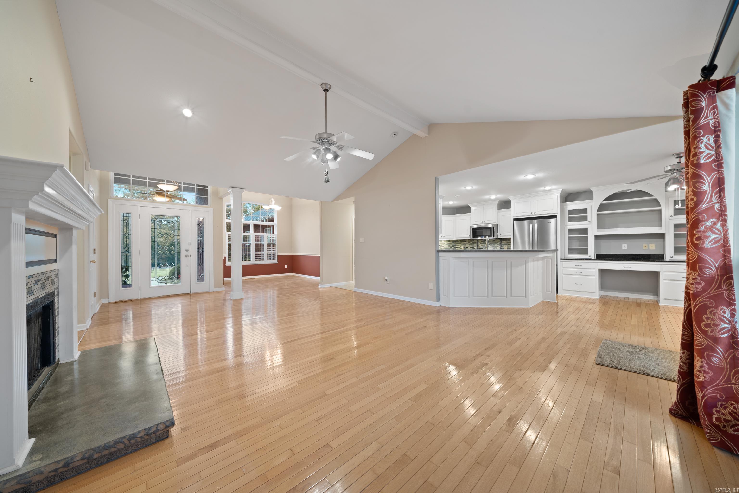 HUNTERS COVE - Residential