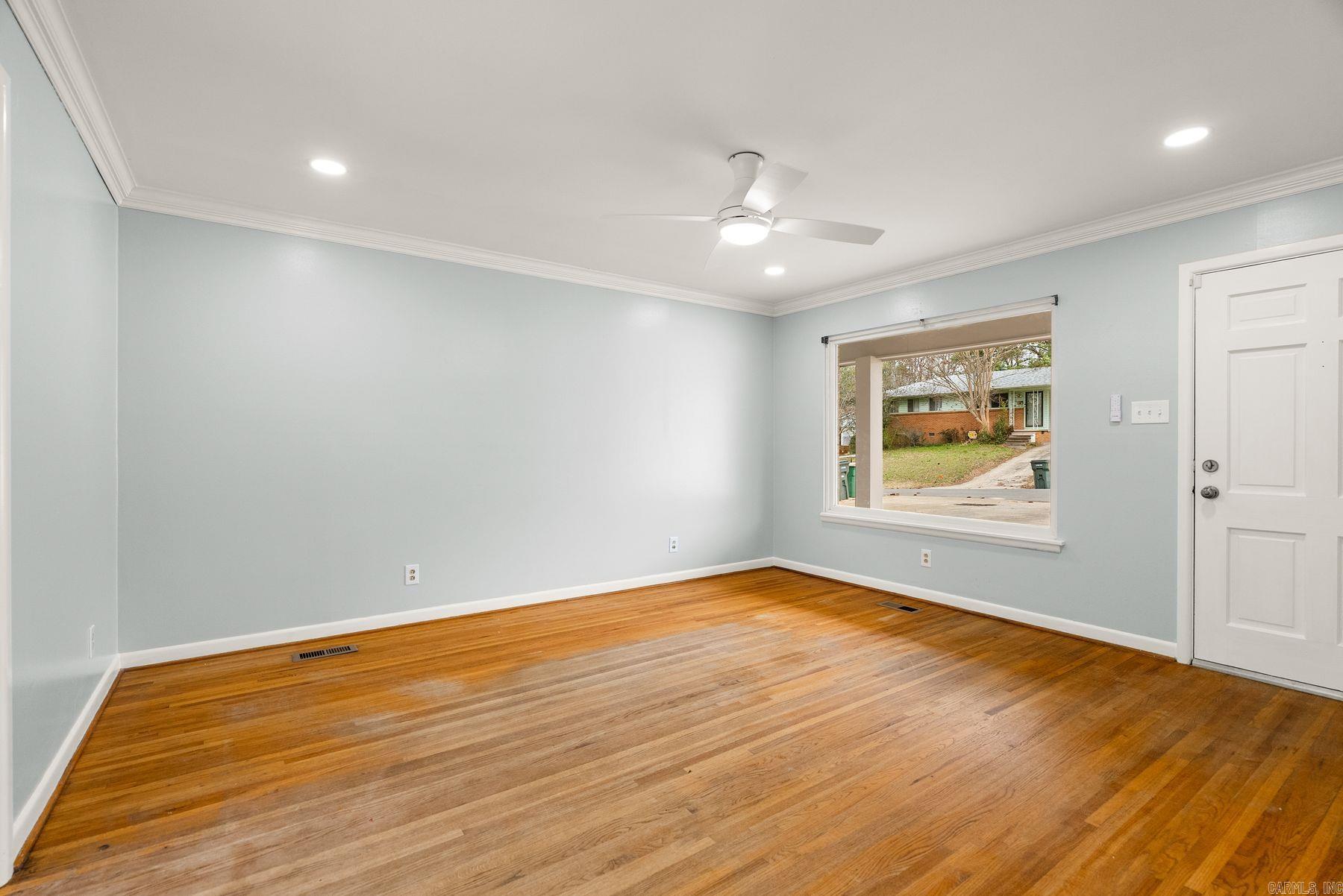 ELLIS ACRES - Residential