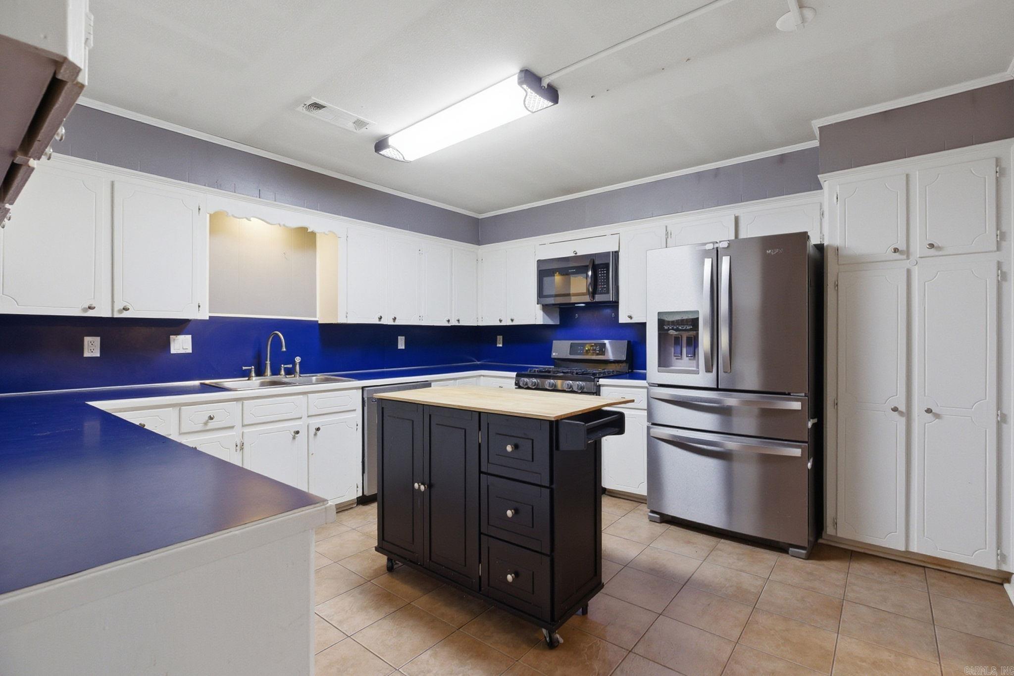 MARKHAM PINES - Residential