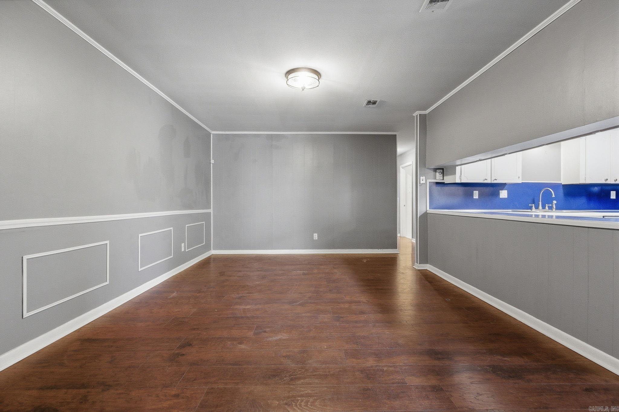 MARKHAM PINES - Residential