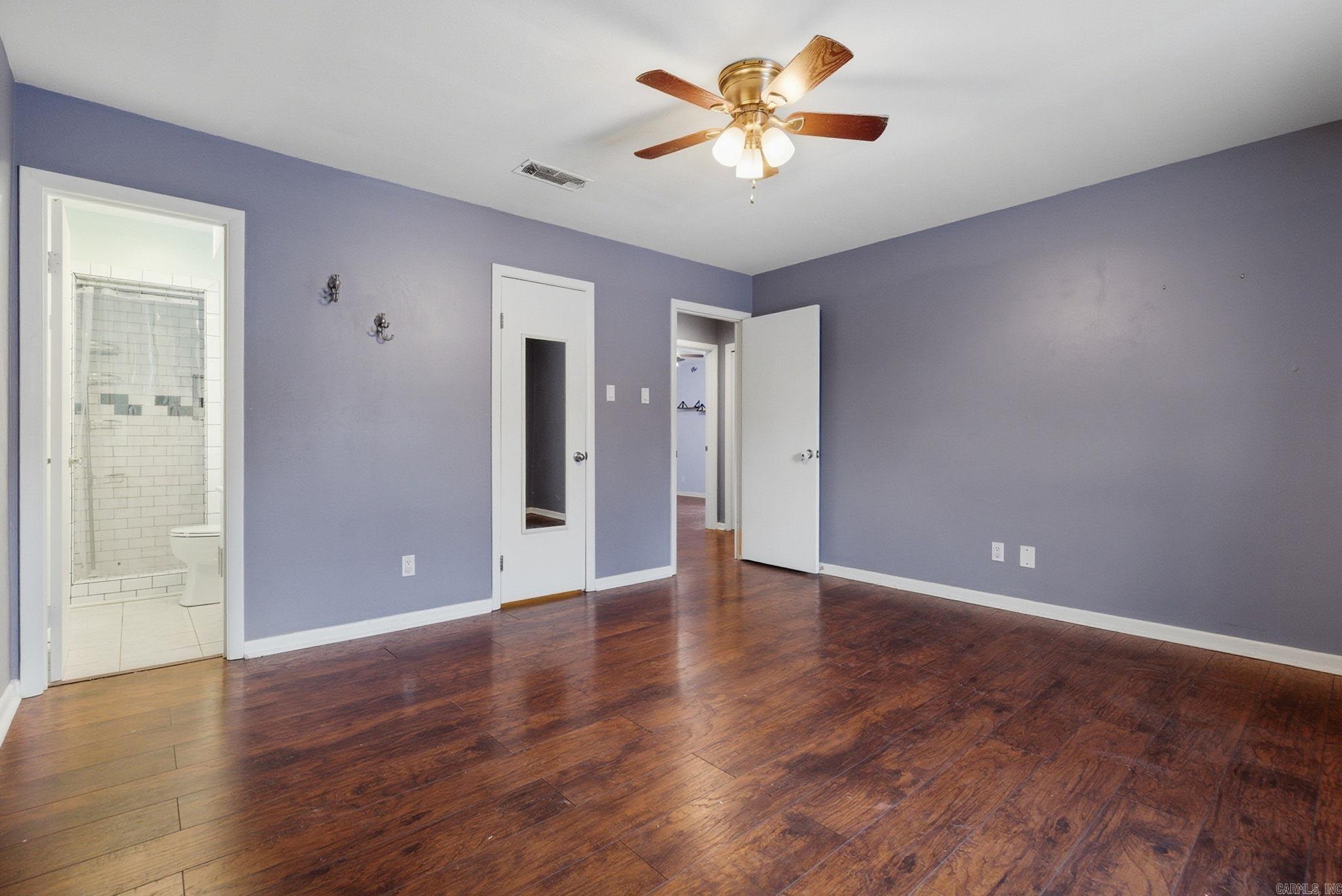 MARKHAM PINES - Residential