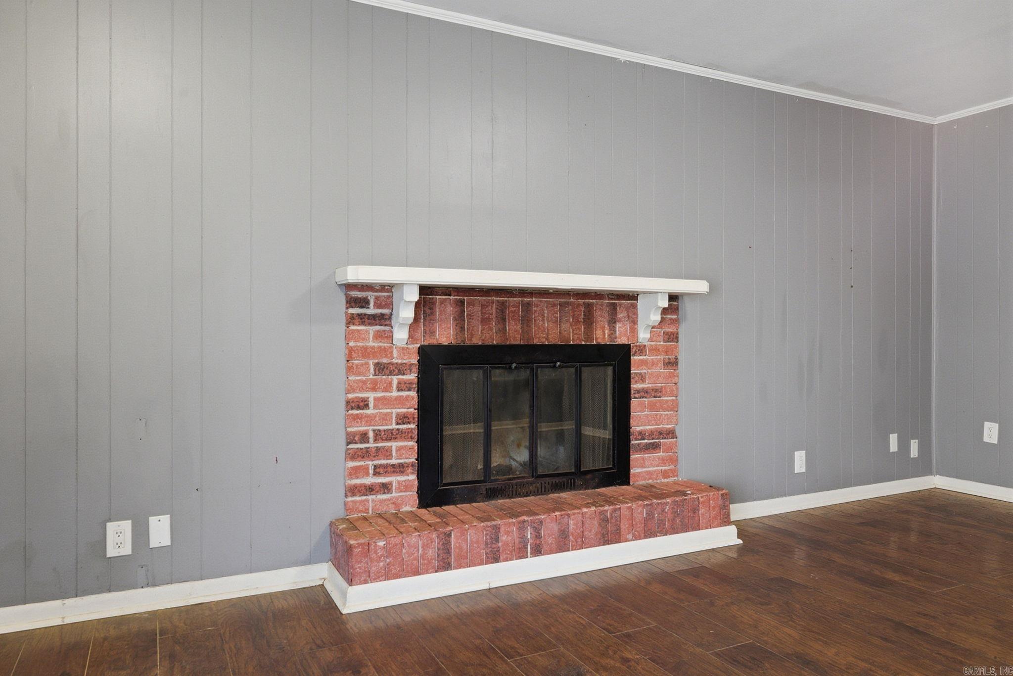 MARKHAM PINES - Residential