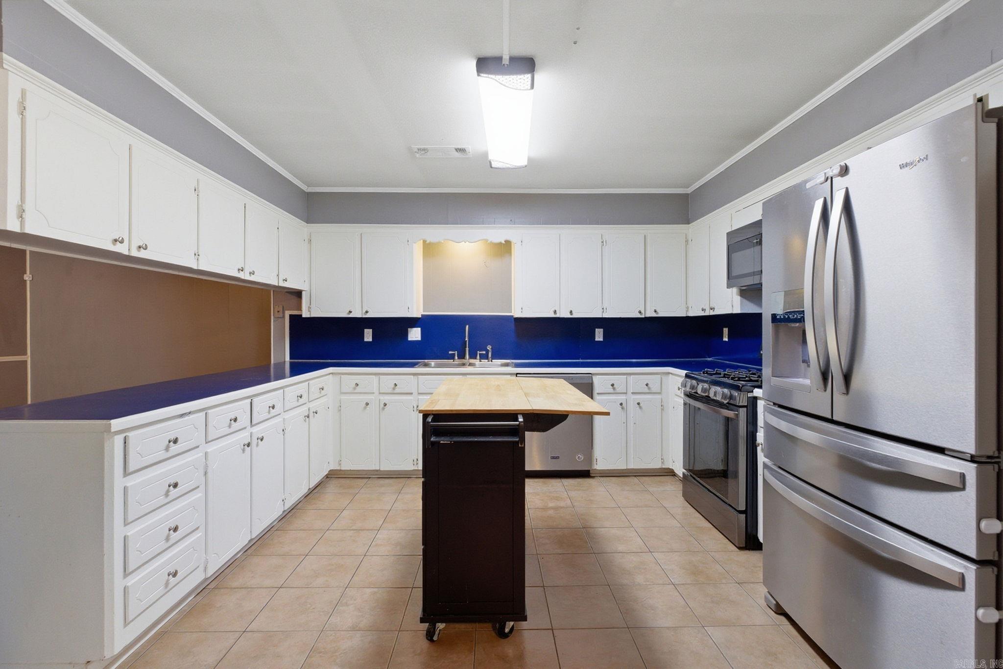 MARKHAM PINES - Residential