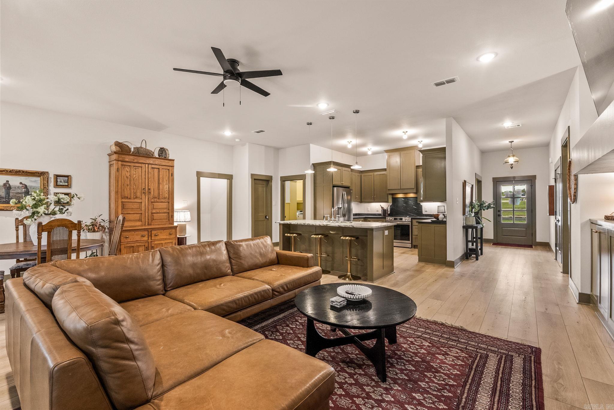 HIDDEN VALLEY ESTATES - Residential