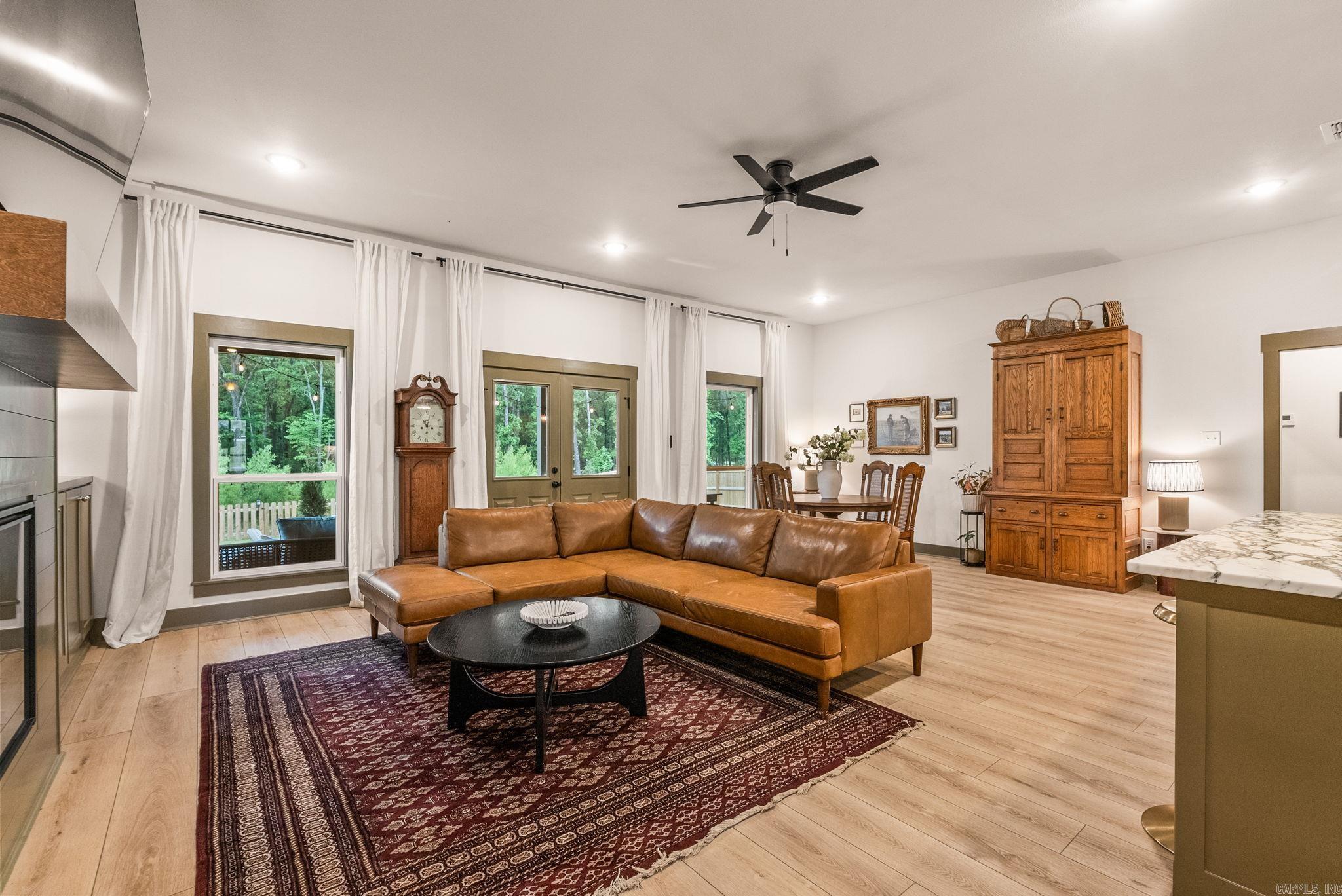 HIDDEN VALLEY ESTATES - Residential