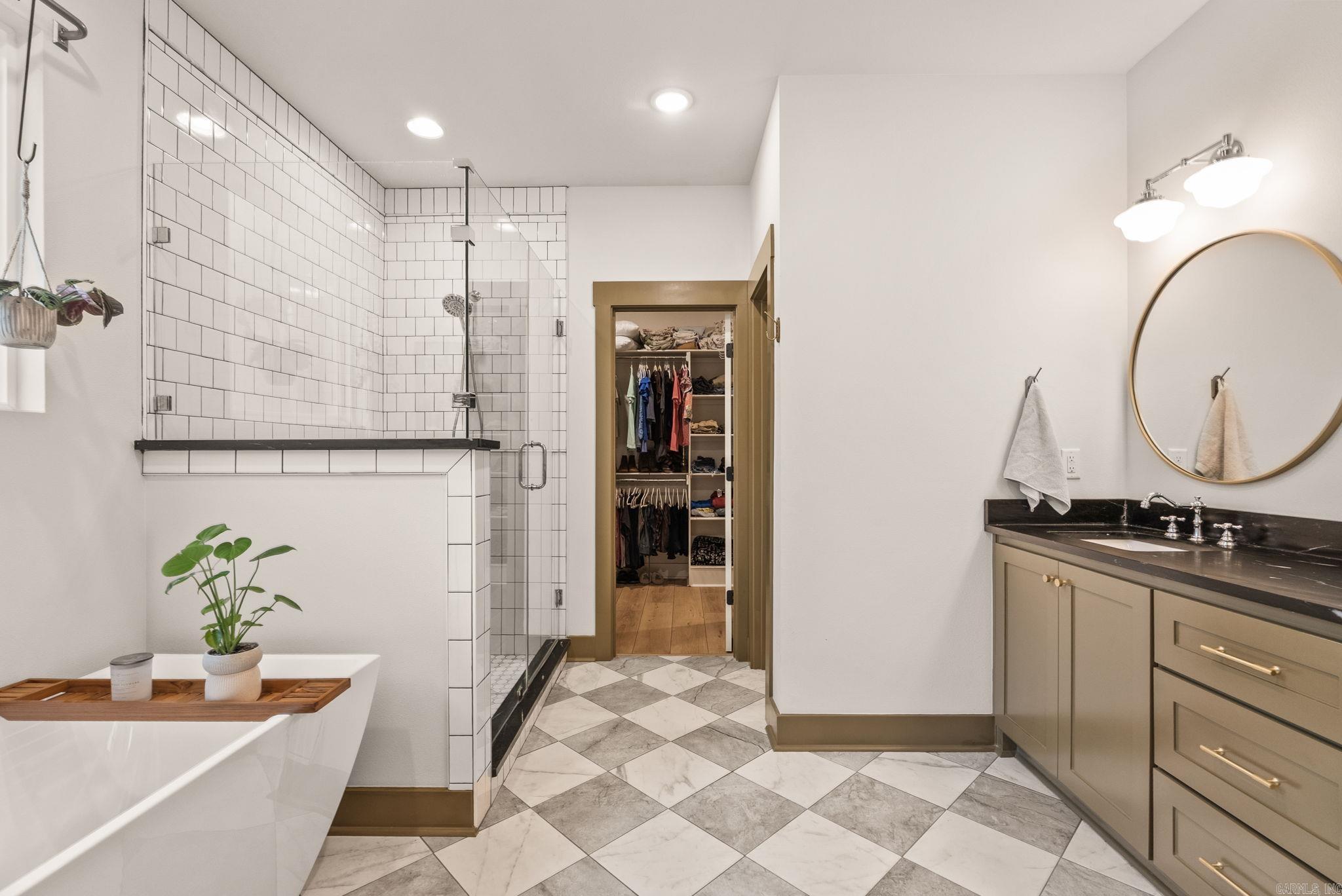 HIDDEN VALLEY ESTATES - Residential