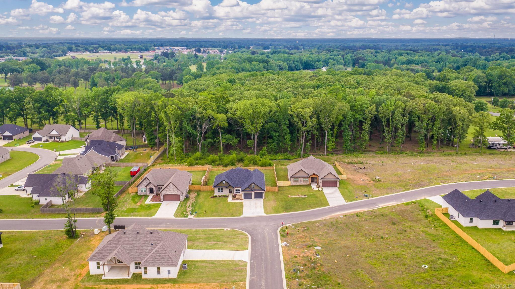 HIDDEN VALLEY ESTATES - Residential