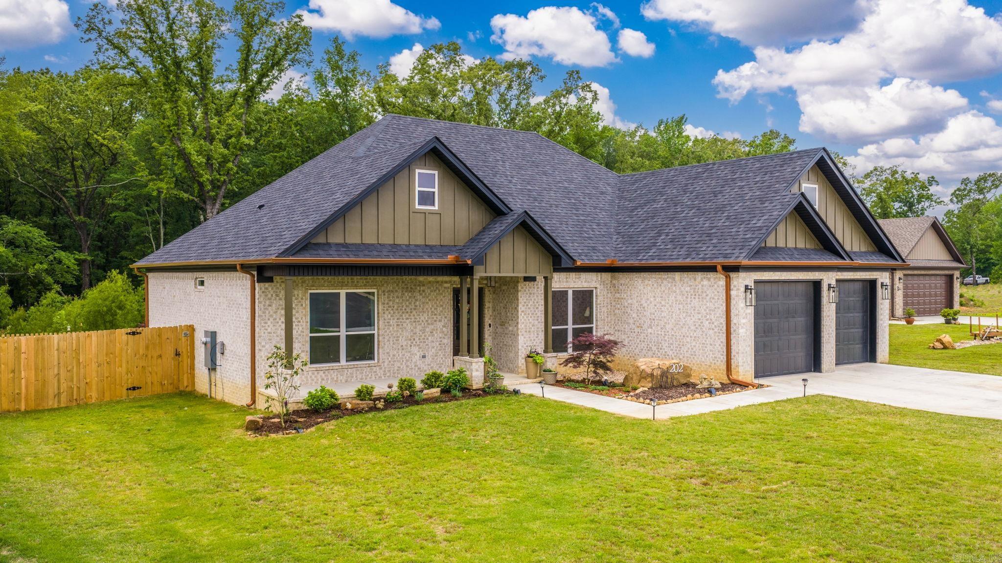 HIDDEN VALLEY ESTATES - Residential
