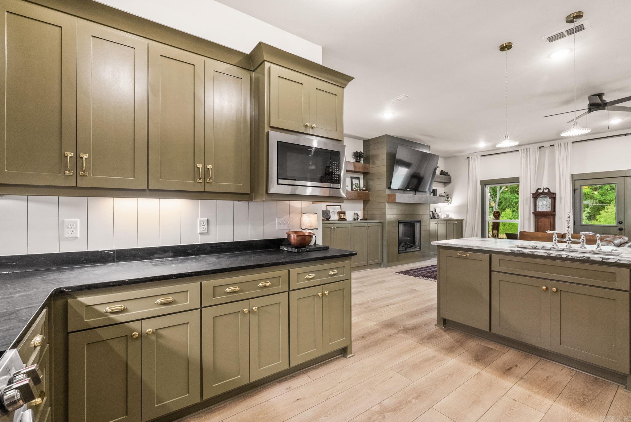 HIDDEN VALLEY ESTATES - Residential