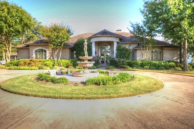 Grandeur lake estate w/guest house on 6.8 acres. Stunning panoramic views of Greers Ferry Lake, The Narrows, Eden Isle, & Diamond Bluff. Custom home designed & decorated by top designer. Elegant top quality finishes w/volume ceilings & crown moldings. Enjoy the peaceful & private surroundings. Entertain on the extensive patio w/ your outdoor kitchen, pool, & spa. Vast windows to enjoy the views. Gourmet kitchen. Excellent Storage. Unmatched luxury in Master suite. Marina 5 min away. Add'l acreage available.