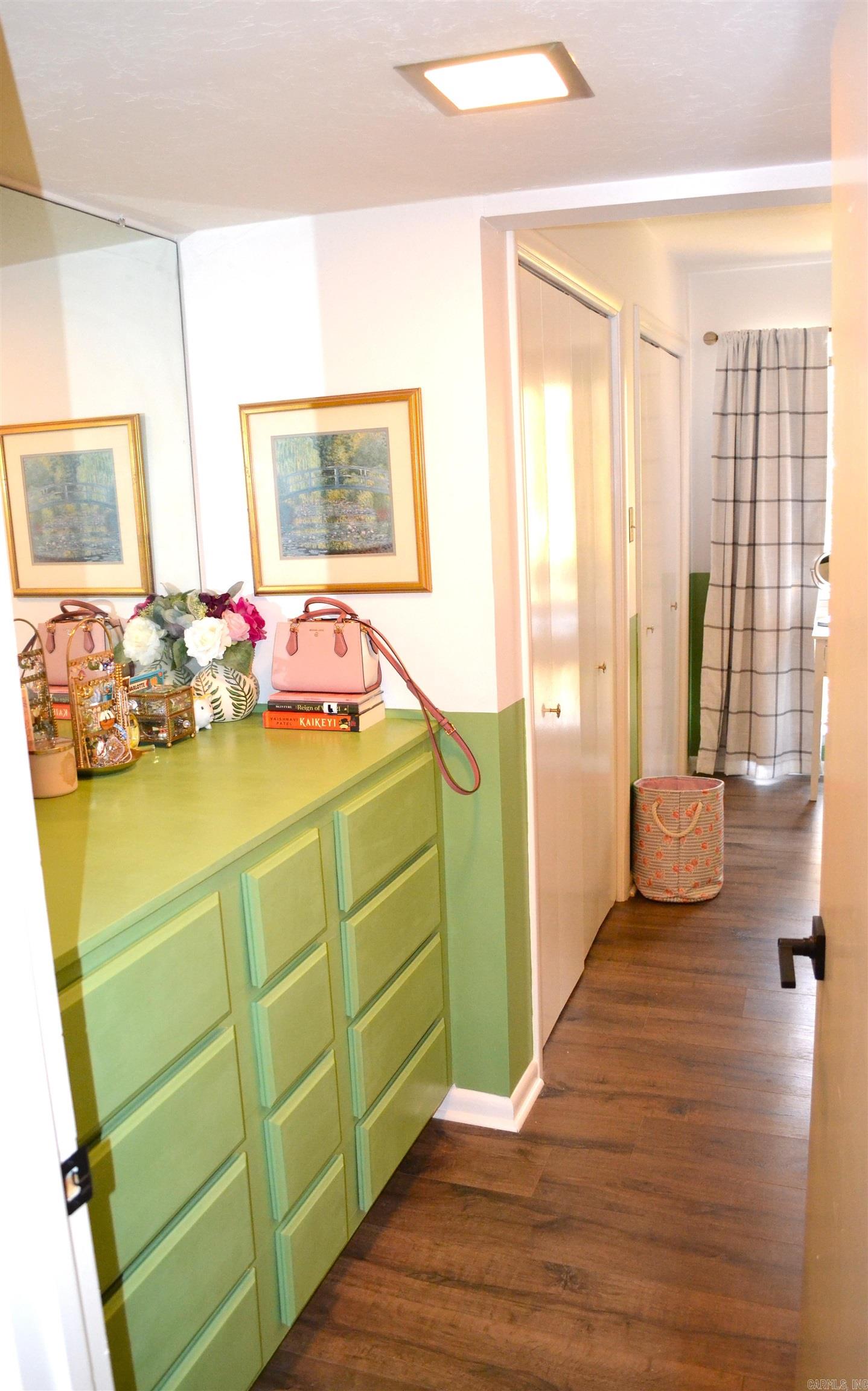 Forest Heights Condo - Residential