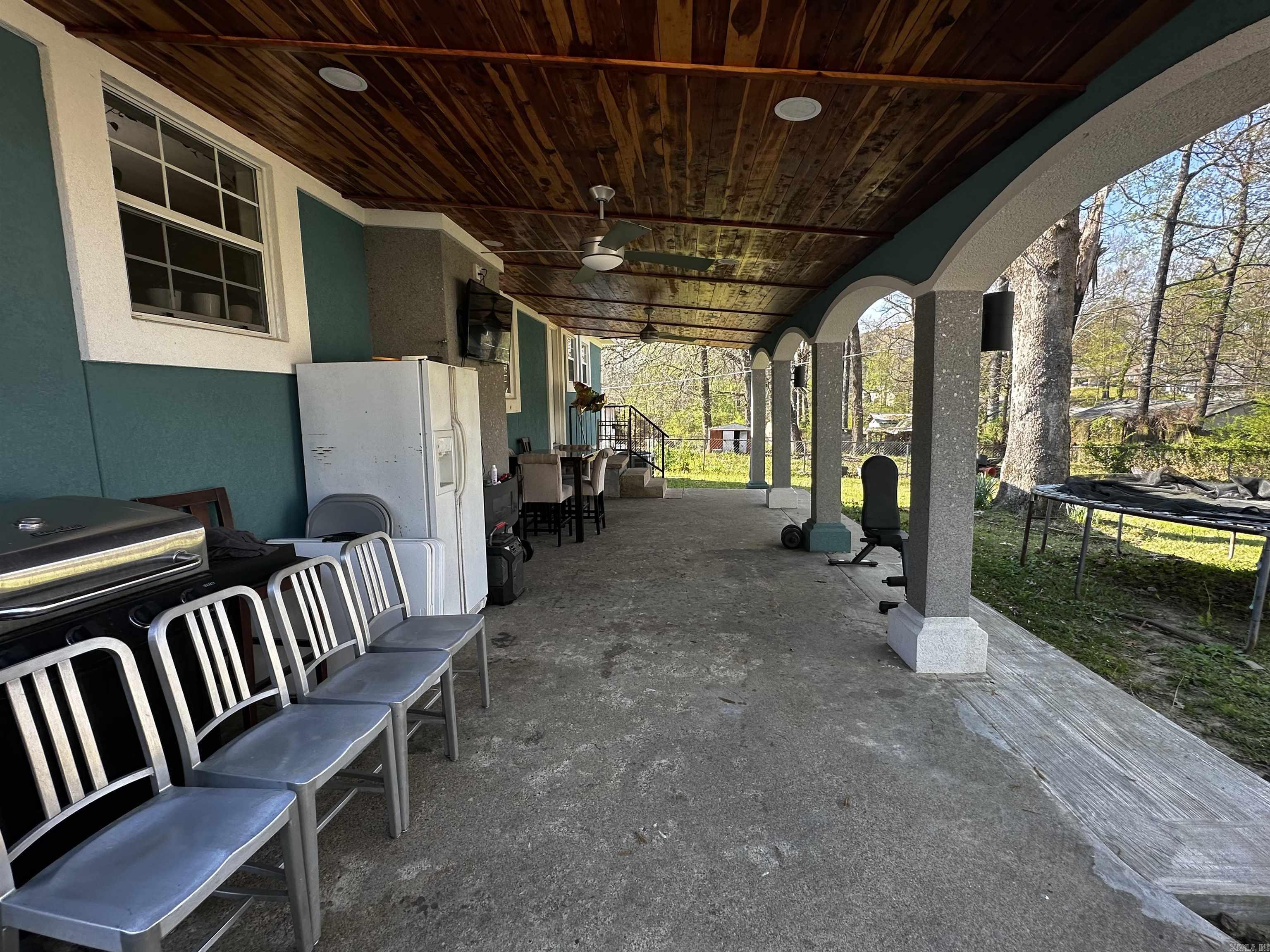 WATSON MANOR - Residential