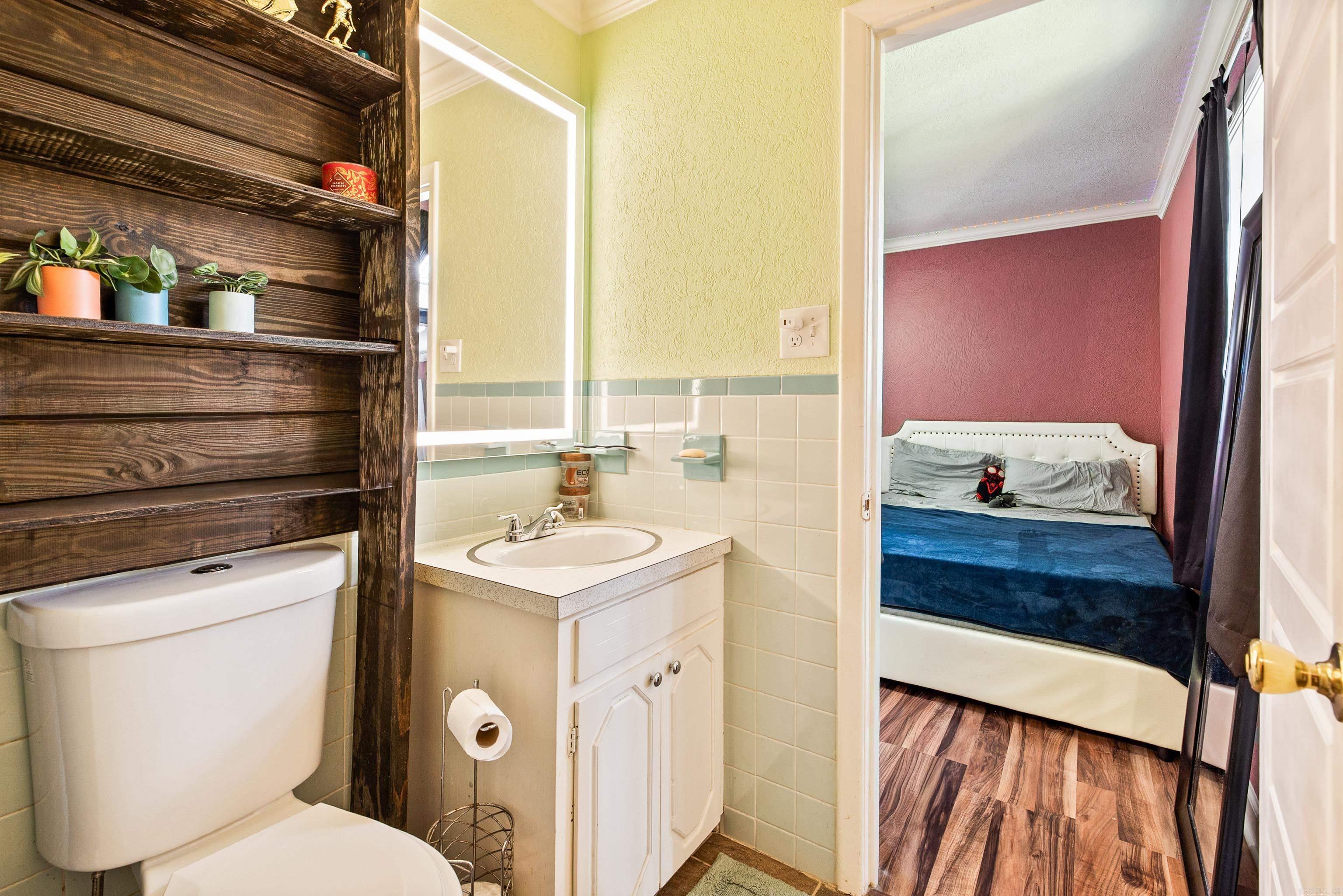 WATSON MANOR - Residential