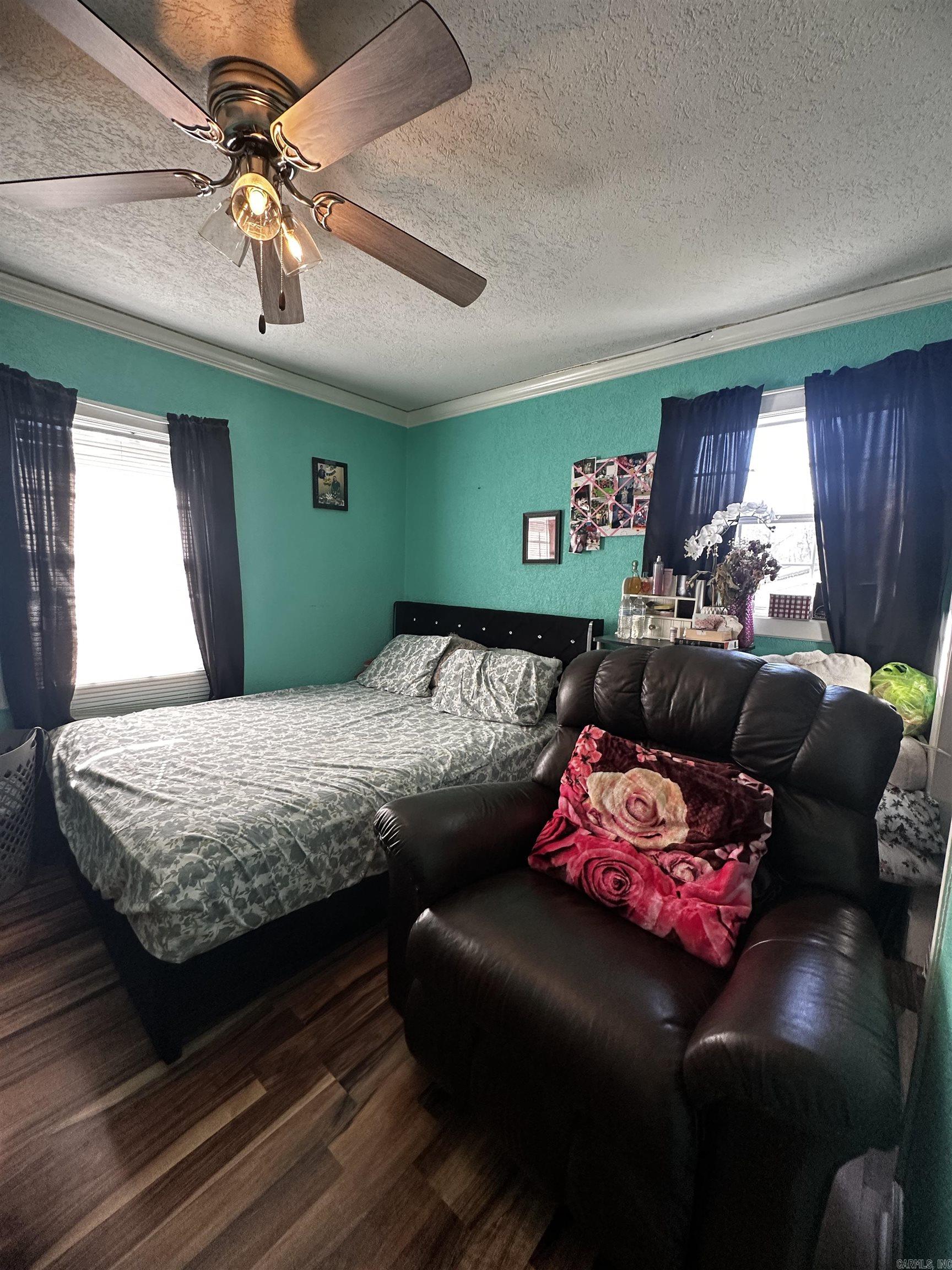 WATSON MANOR - Residential