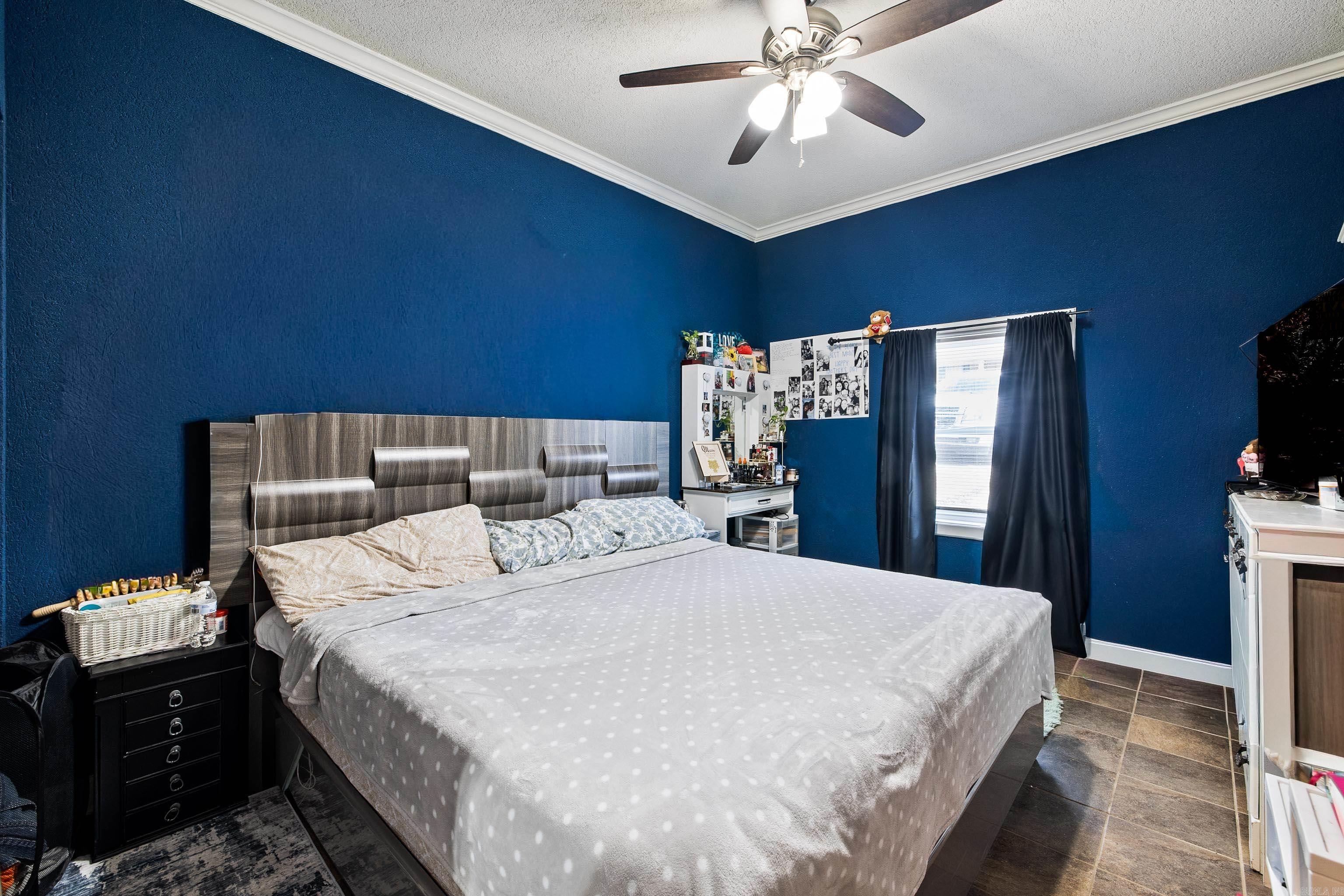 WATSON MANOR - Residential