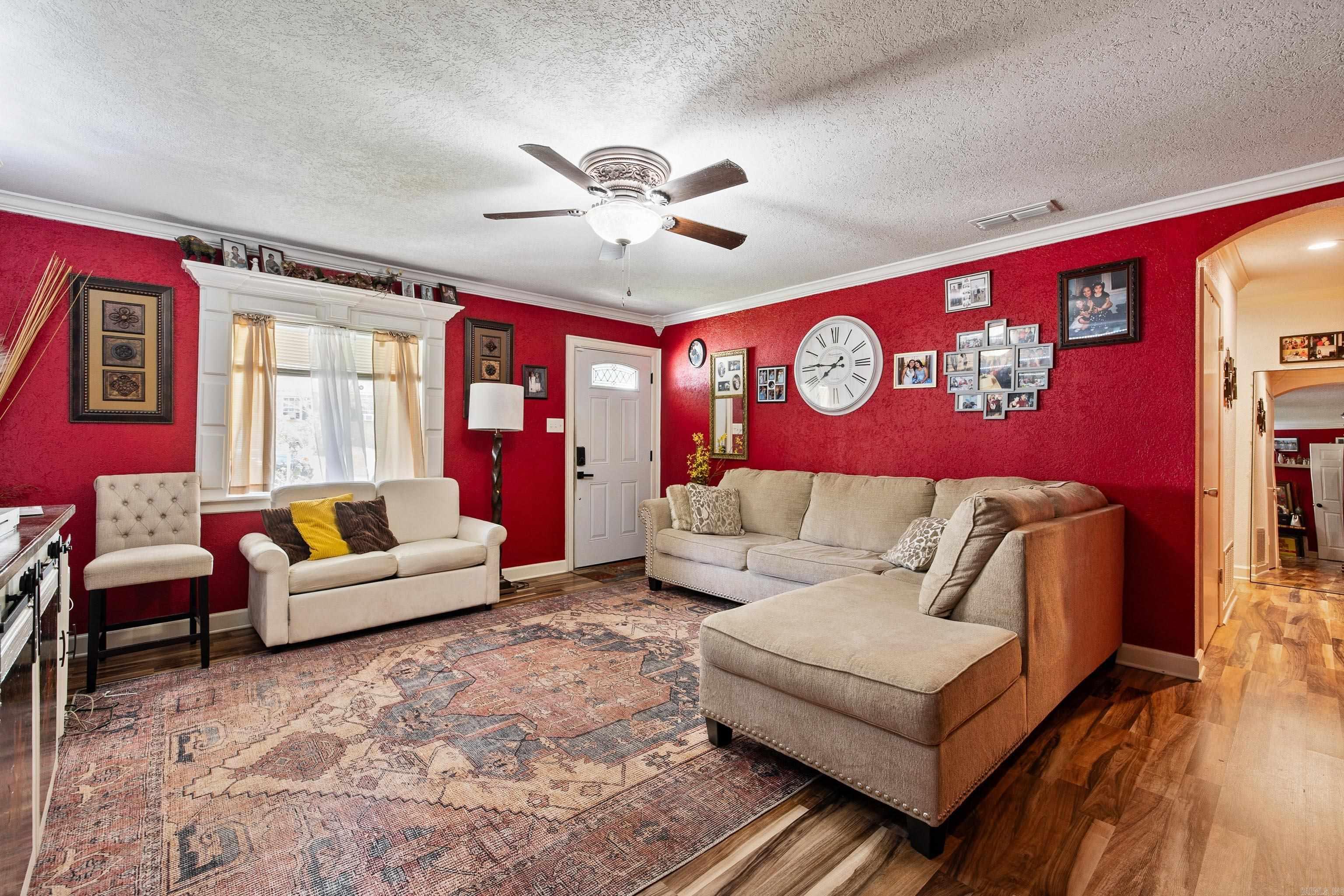 WATSON MANOR - Residential