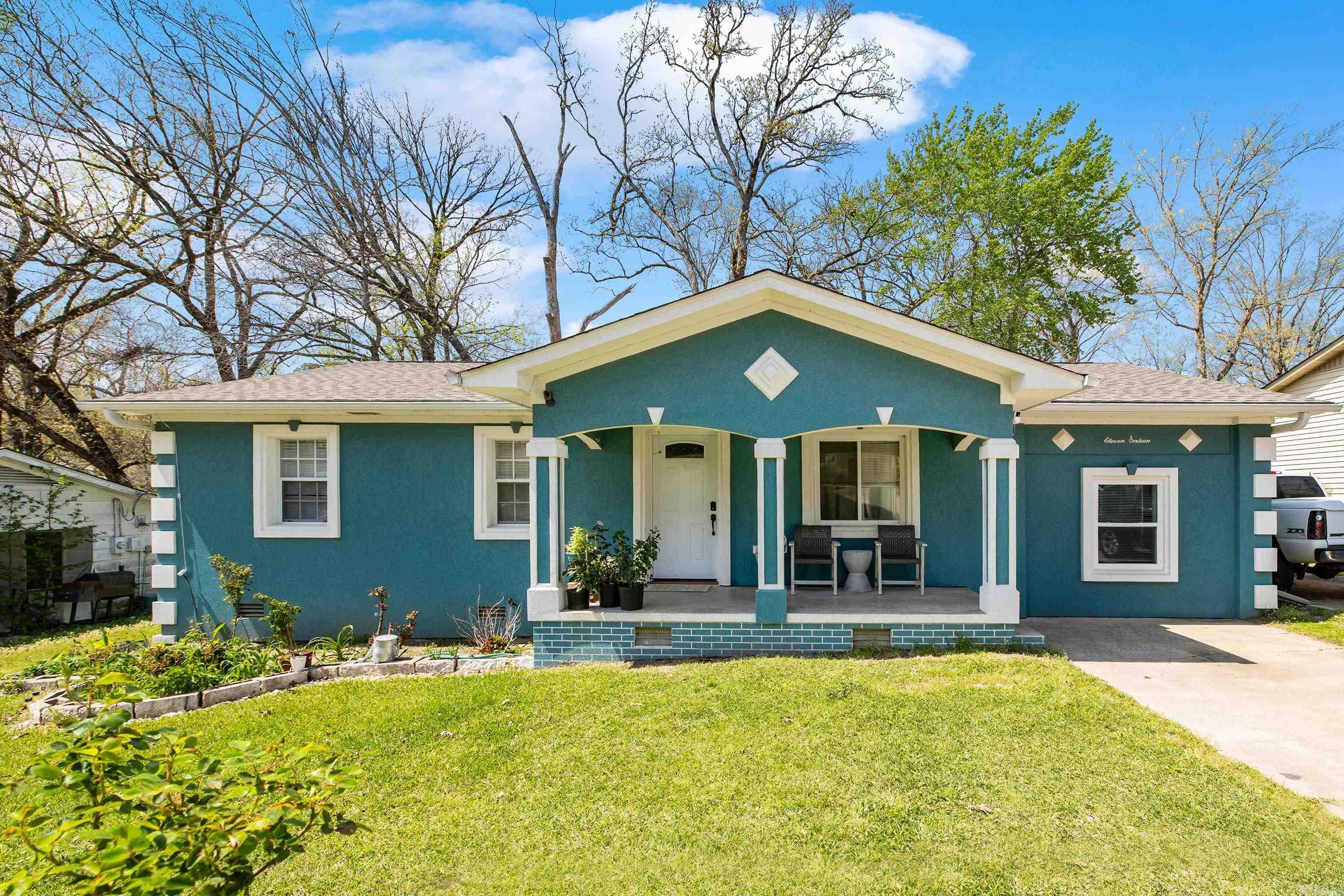 WATSON MANOR - Residential