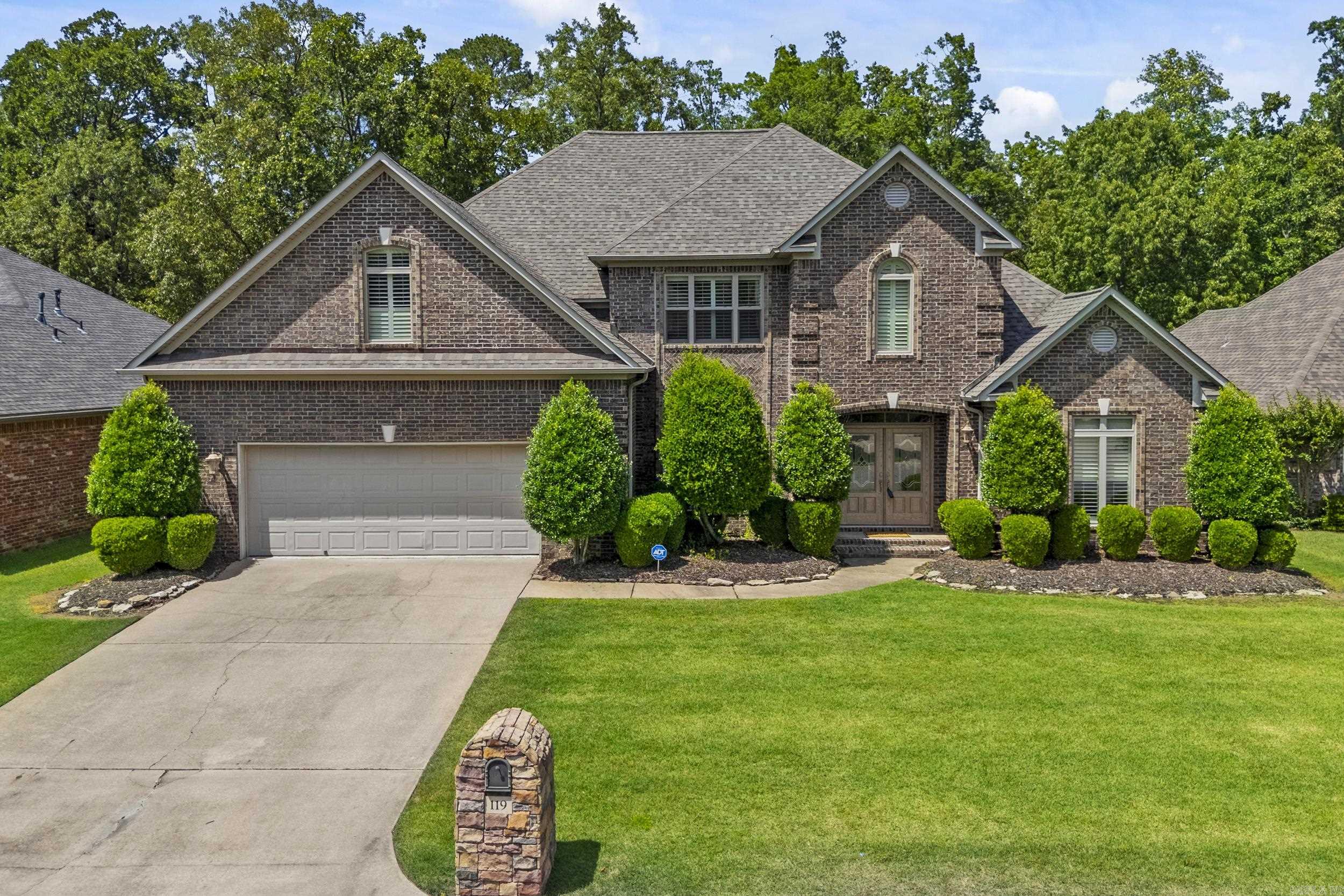 COUNTRY CLUB OF ARK THE - Residential