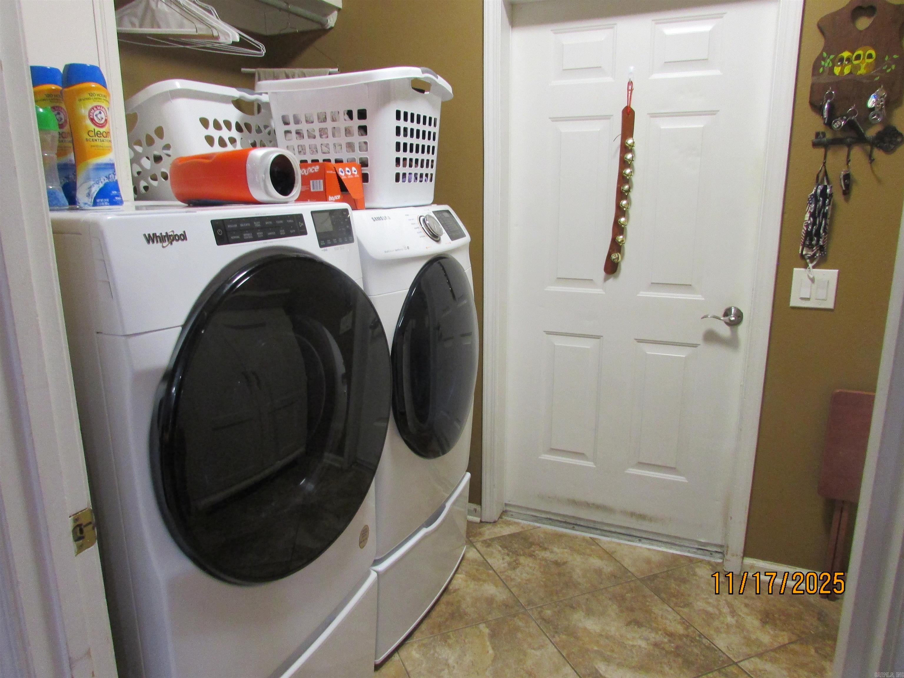 EDGEWATER ADDN - Residential