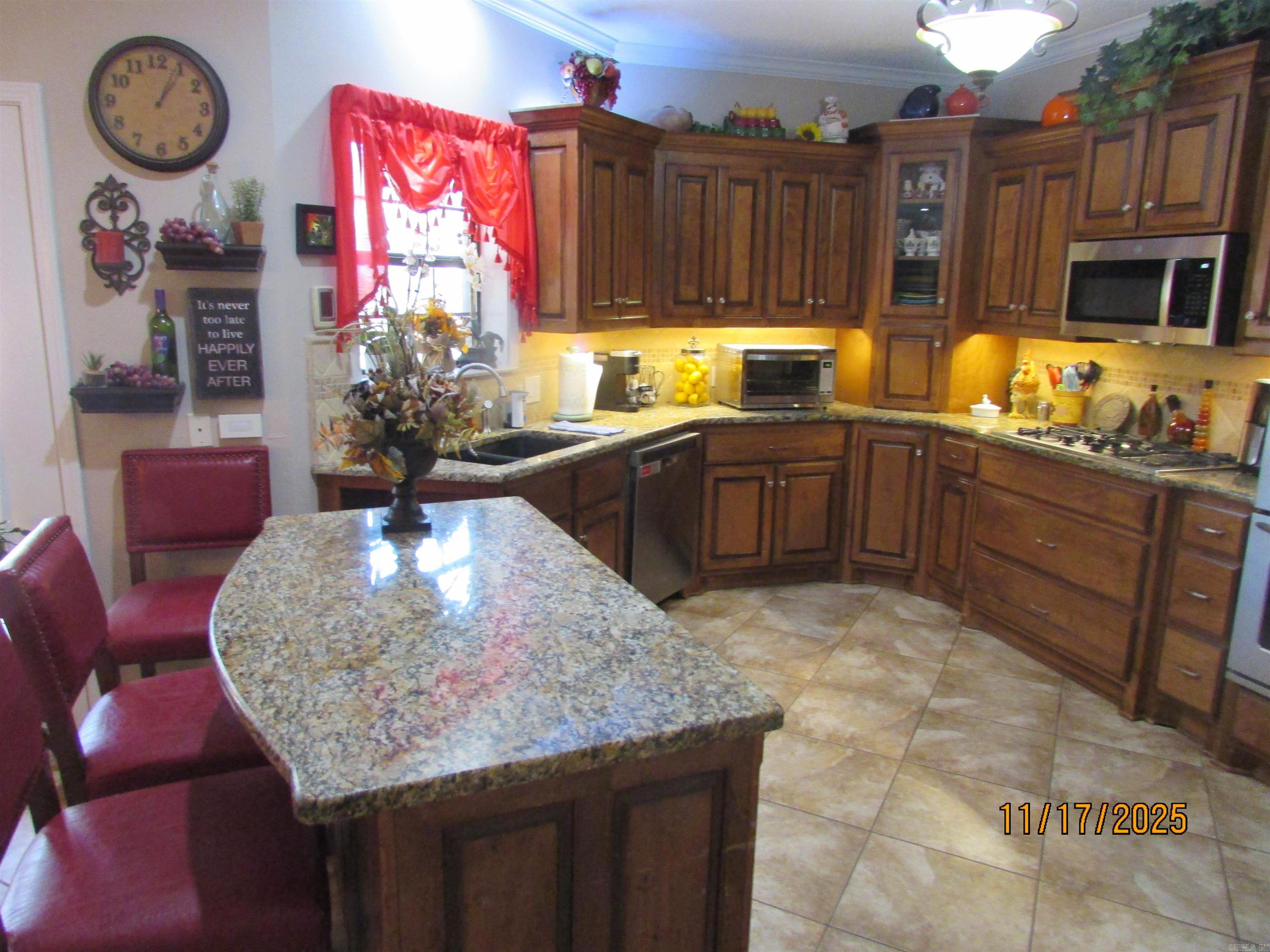 EDGEWATER ADDN - Residential