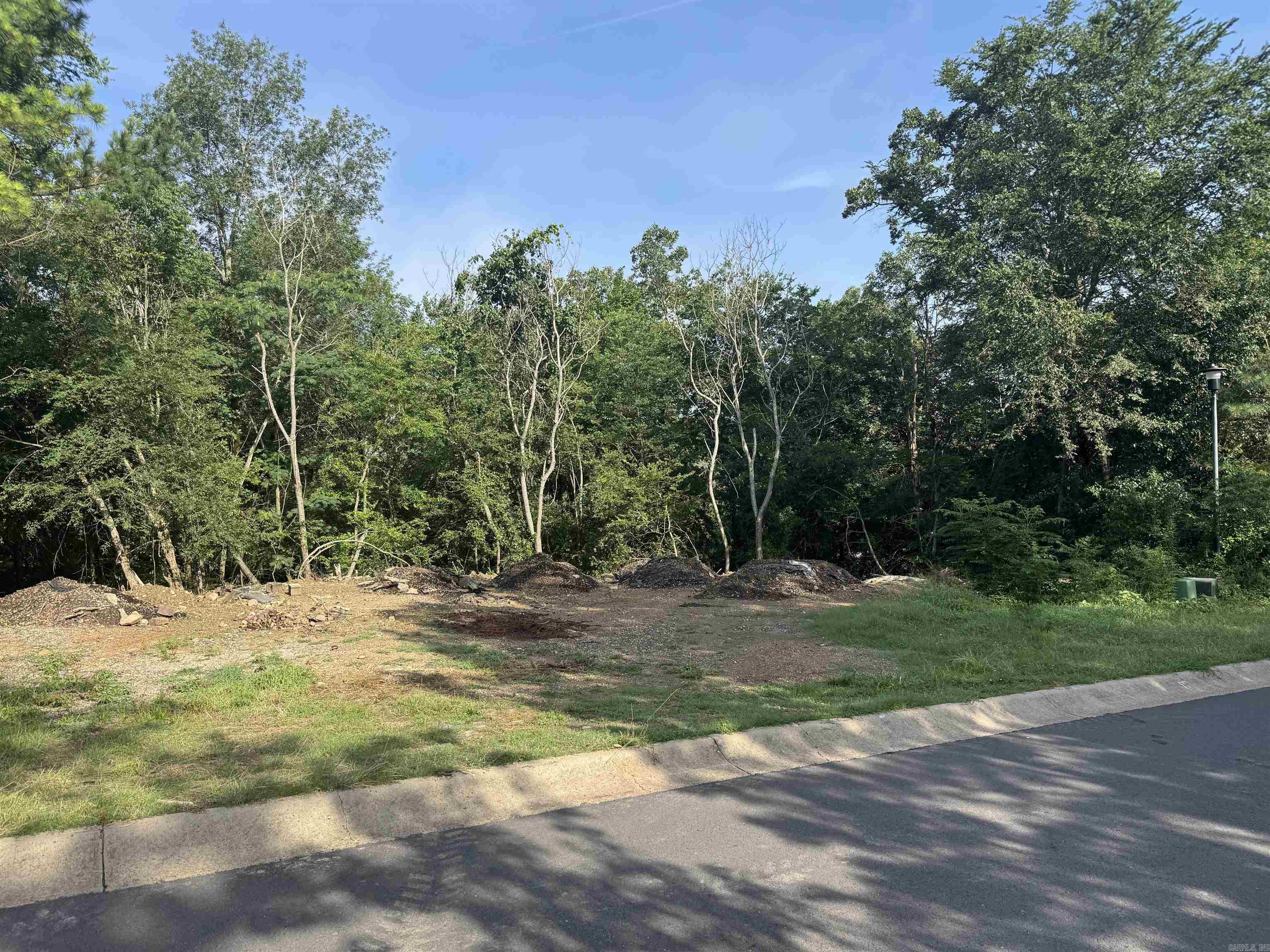 Prime lot in Lakeside School District! Bring your dream home to life on this fantastic partially cleared lot with added fillāready for your vision. This property offers the perfect blend of convenience and potential. City water and sewer are available right at the street, making your build easier and more cost-effective. Donāt miss this opportunity to secure a great location for your future home!