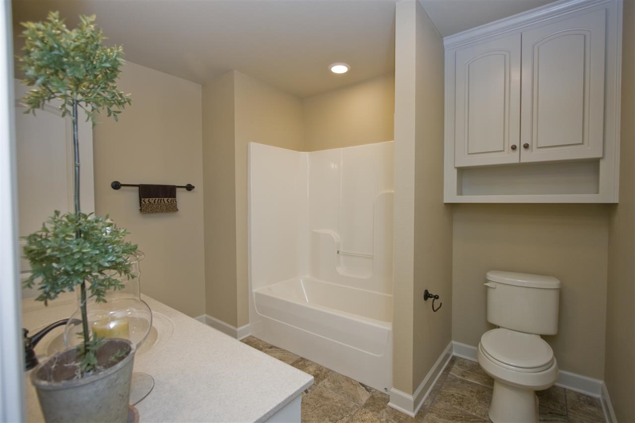 CREEKSIDE ADDN - Residential