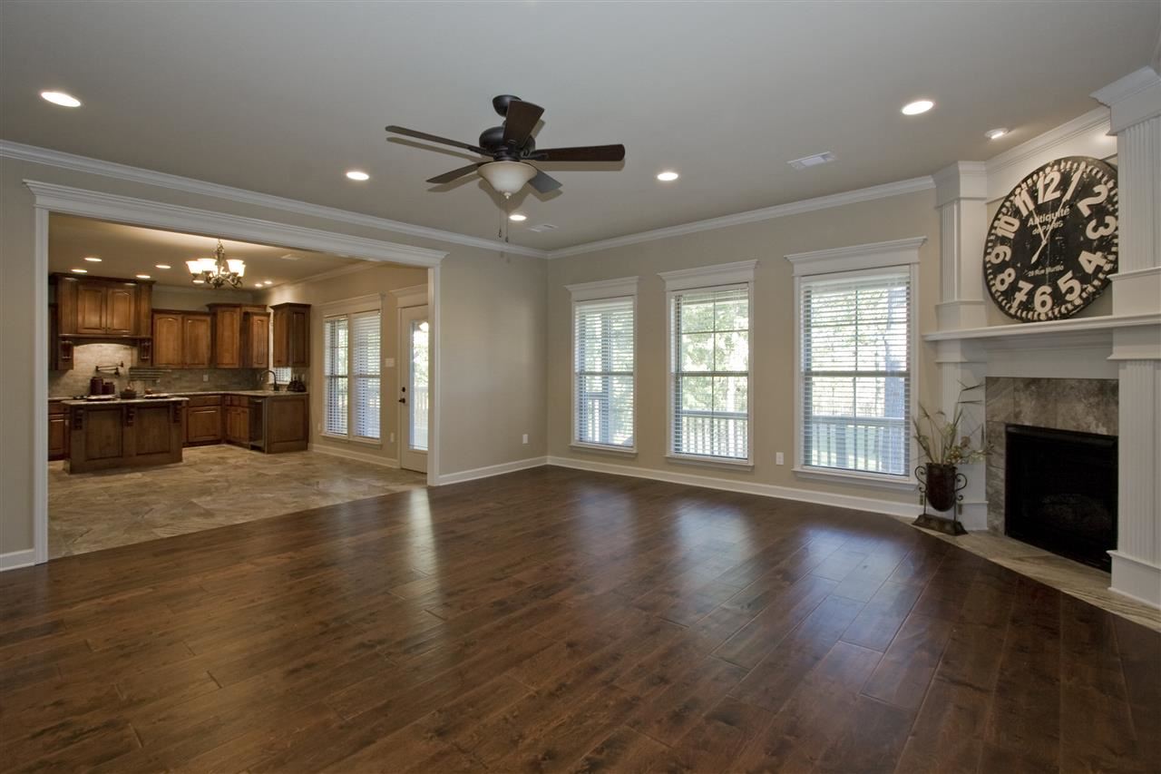 CREEKSIDE ADDN - Residential