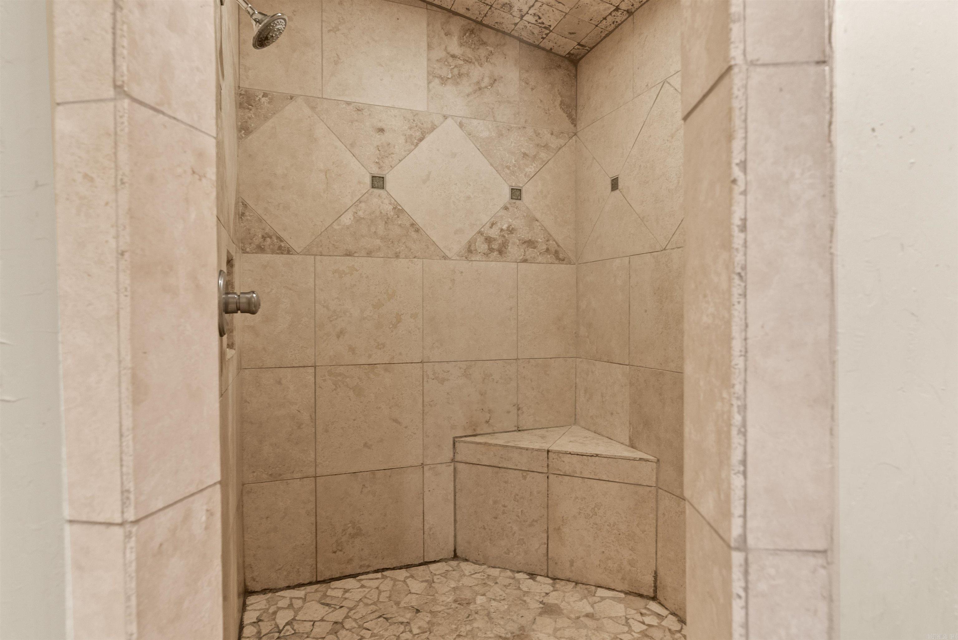 CLIFFEWOOD - Residential