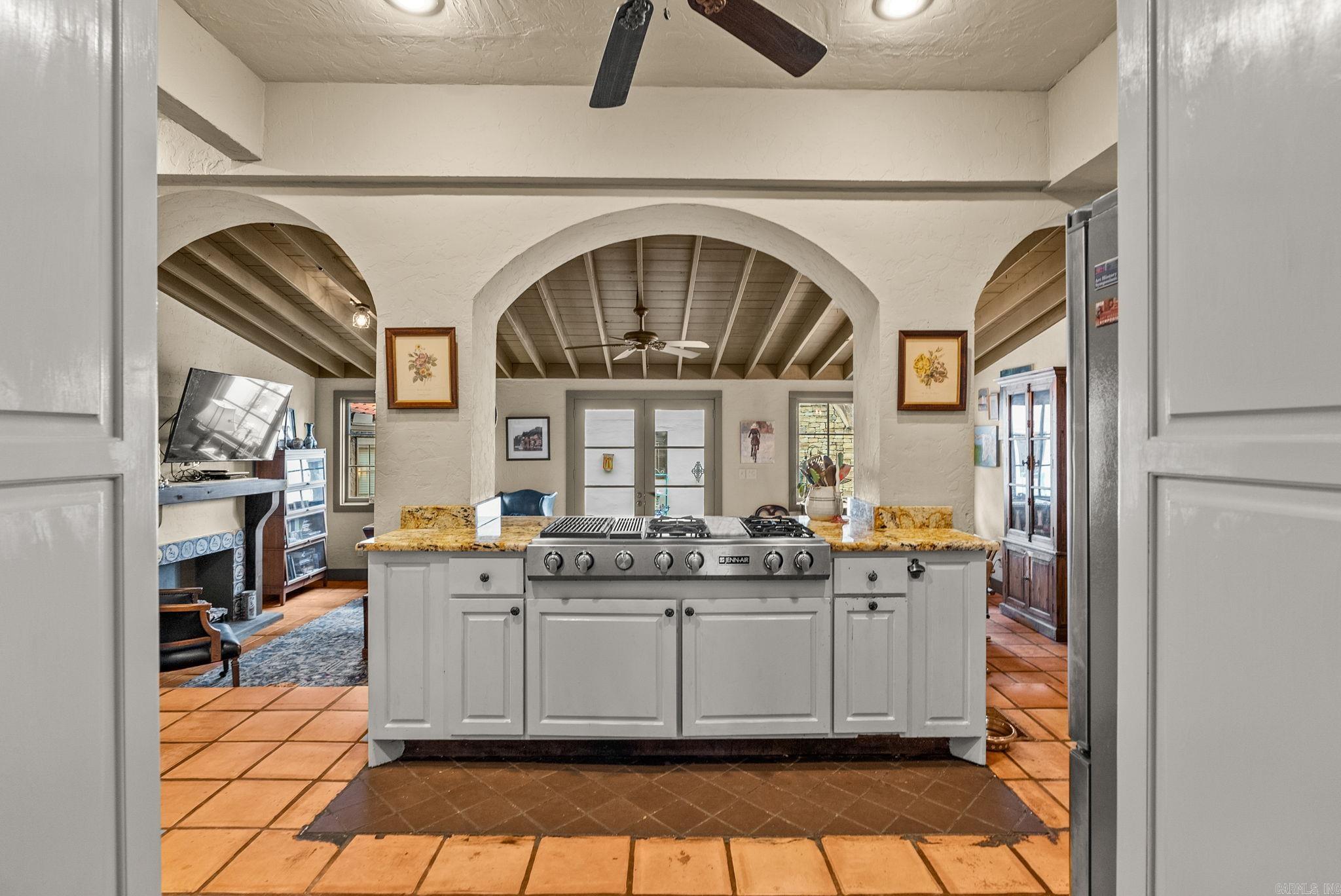 CLIFFEWOOD - Residential