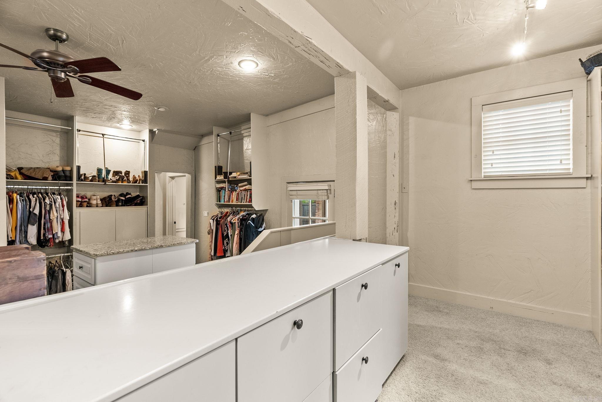 CLIFFEWOOD - Residential