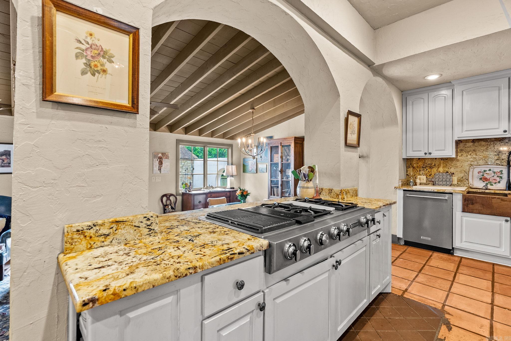 CLIFFEWOOD - Residential