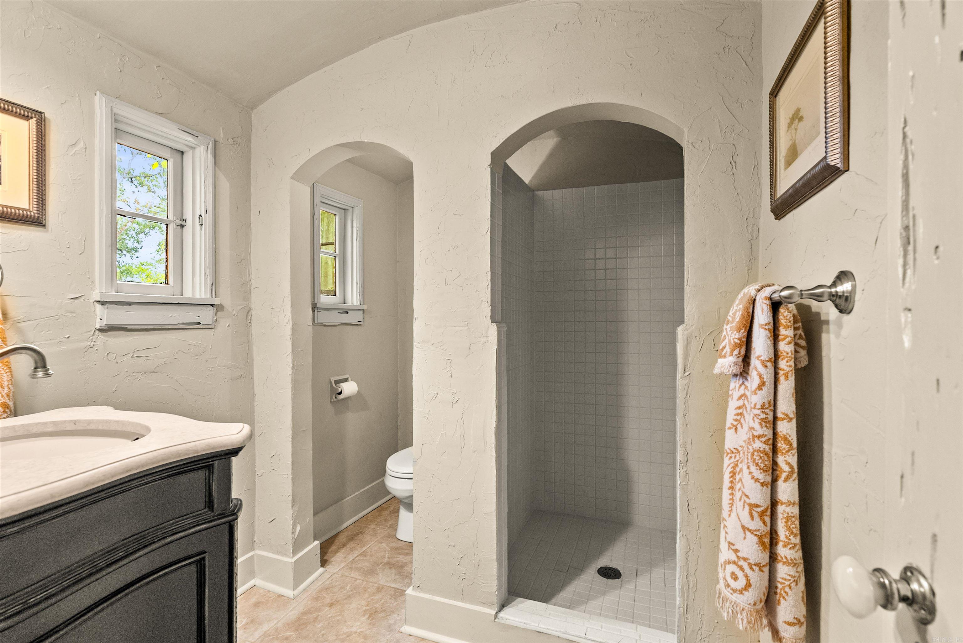 CLIFFEWOOD - Residential