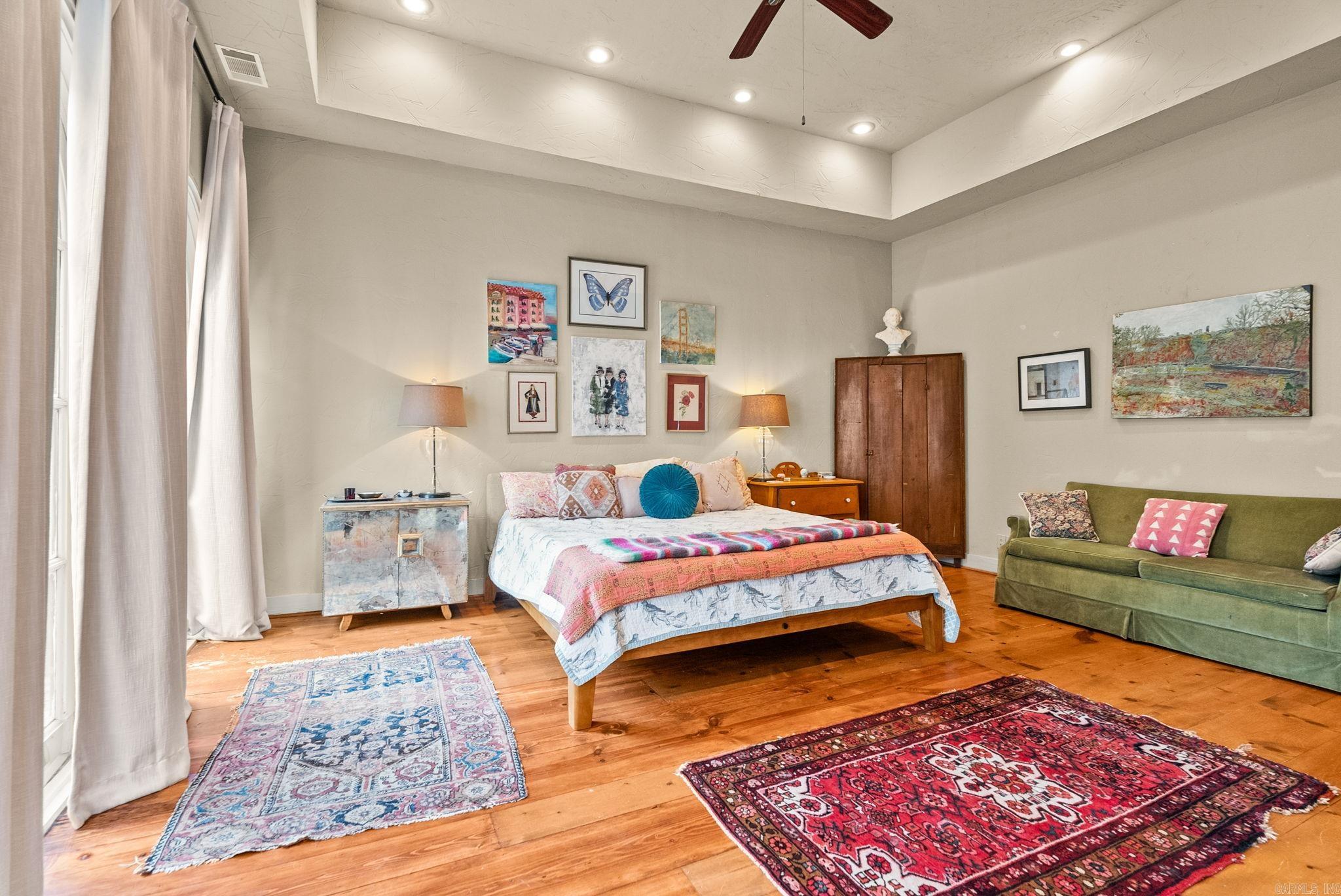 CLIFFEWOOD - Residential