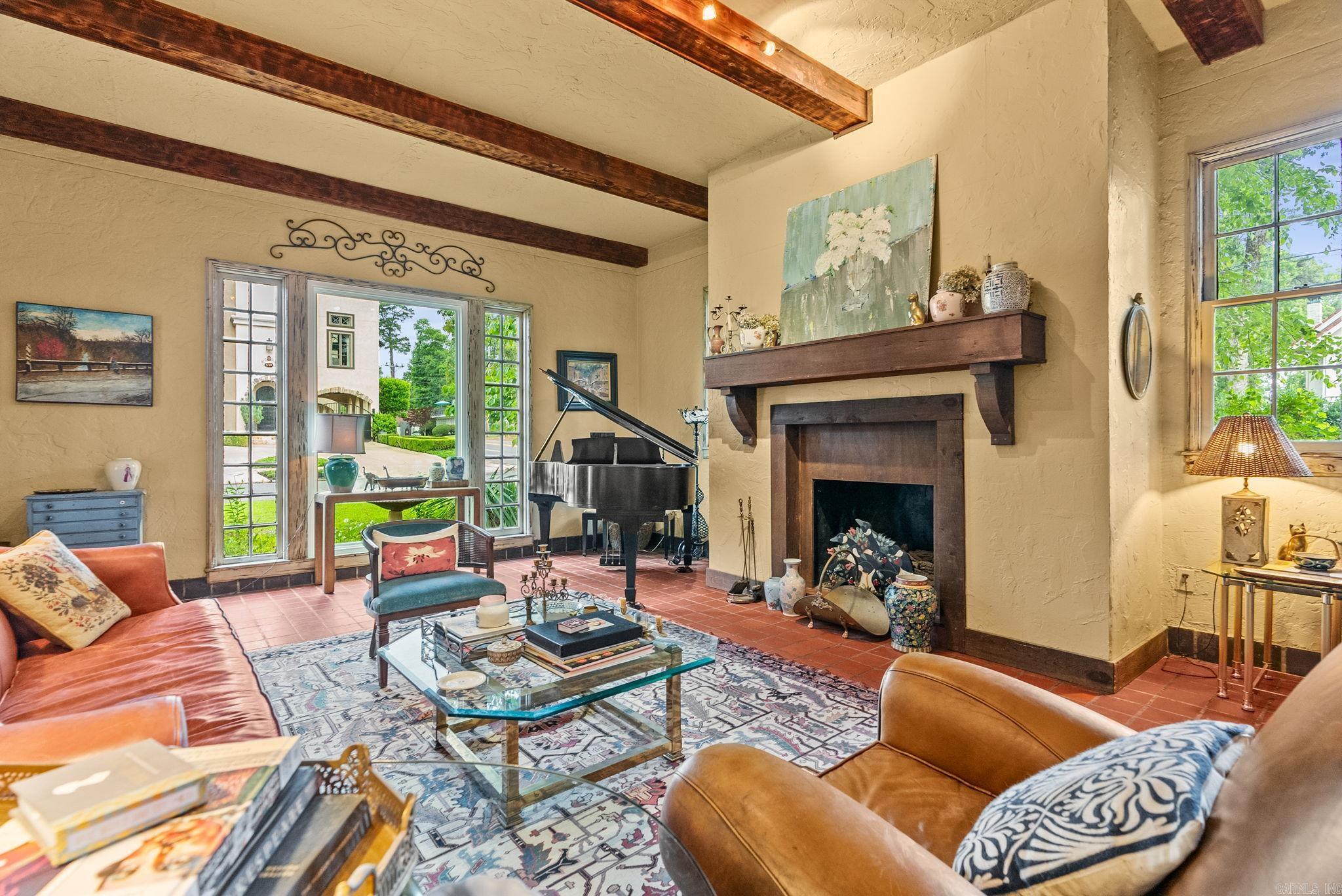 CLIFFEWOOD - Residential