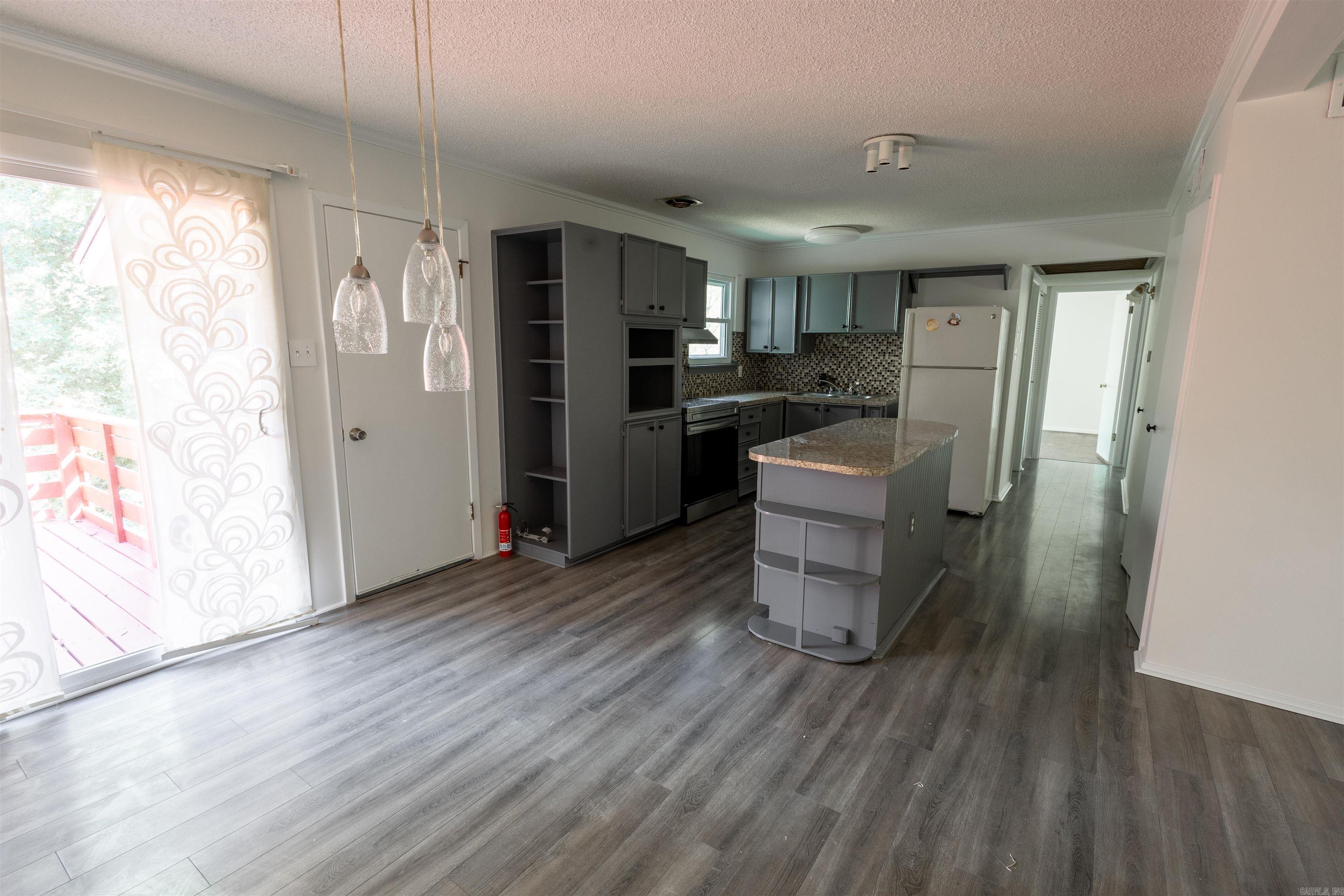 Meadowcliff - Residential Lease