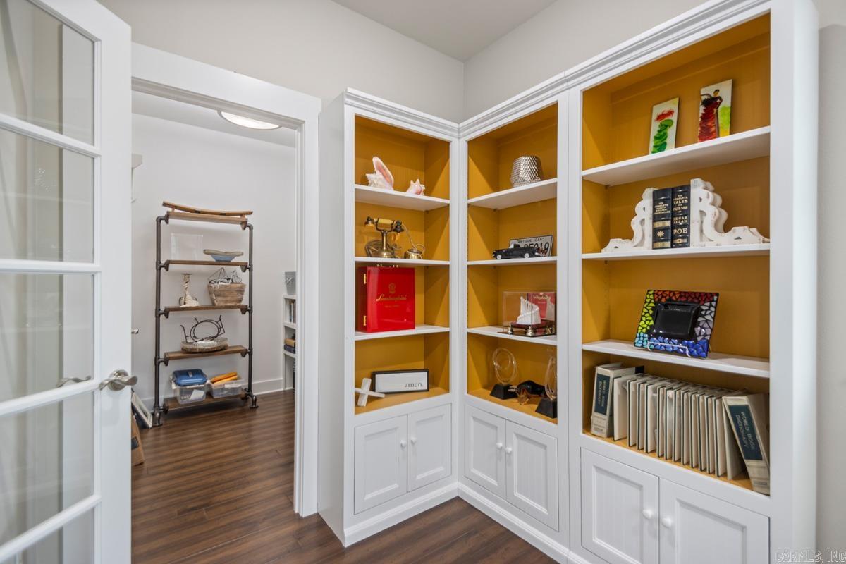 VILLAGE AT HENDRIX - Residential