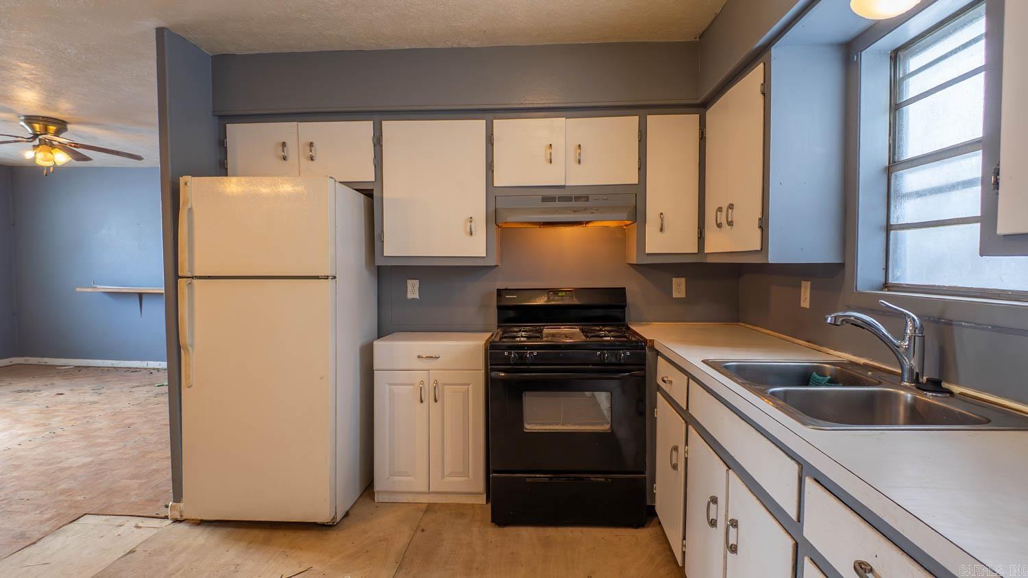 CEDAR CLIFF - Residential