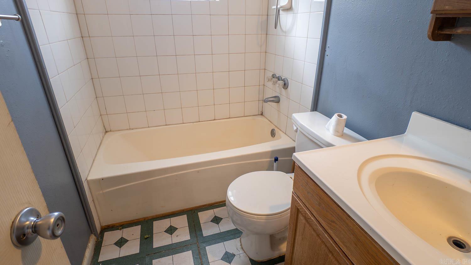 CEDAR CLIFF - Residential