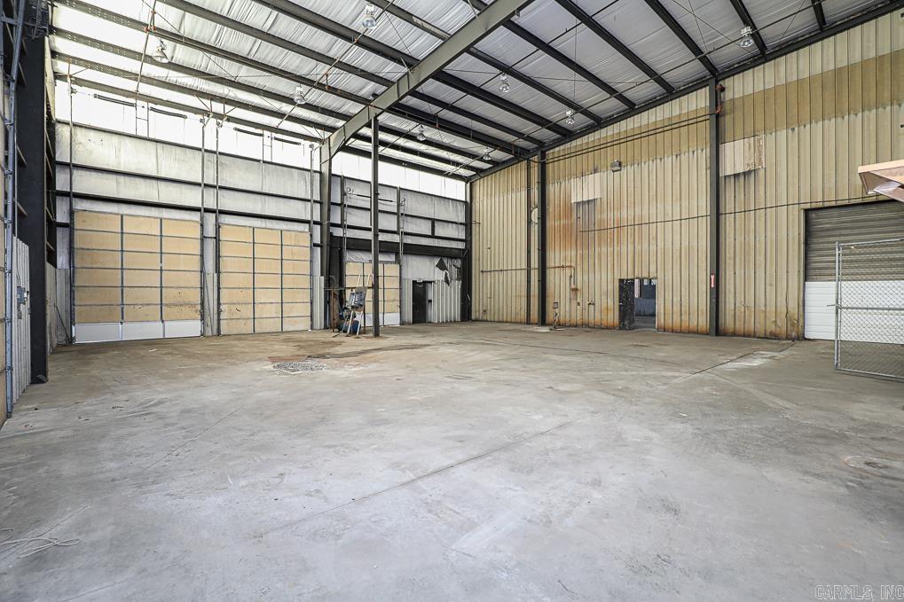 Metes & Bounds - Commercial Sale