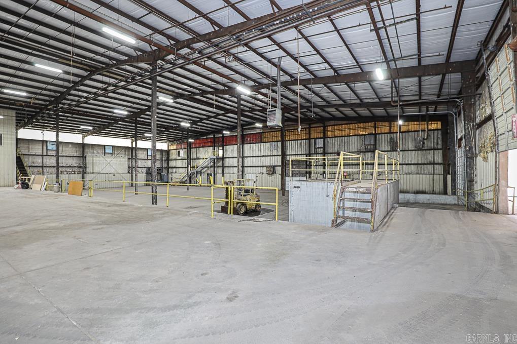 Metes & Bounds - Commercial Sale