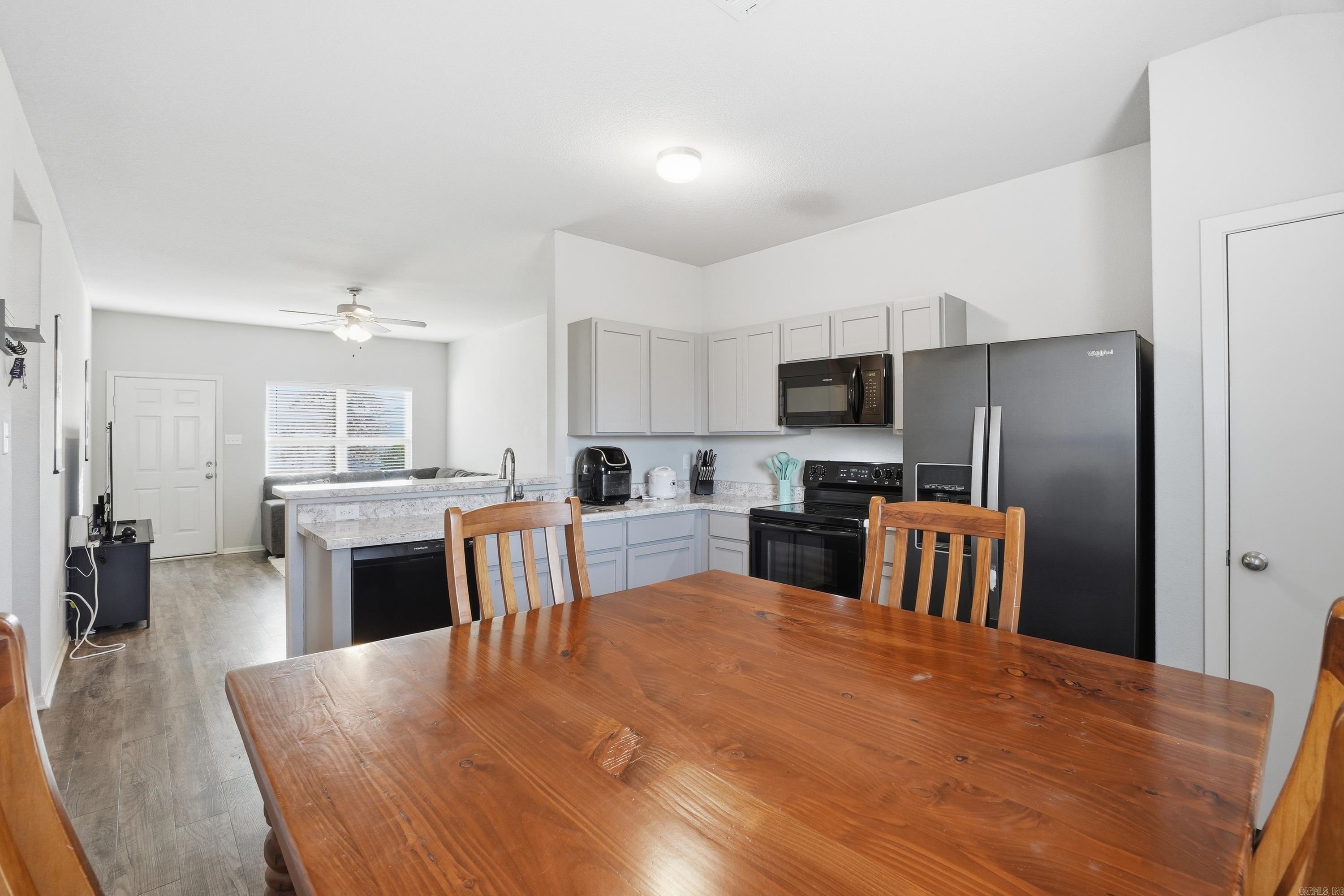 FAULKNER CROSSING - Residential