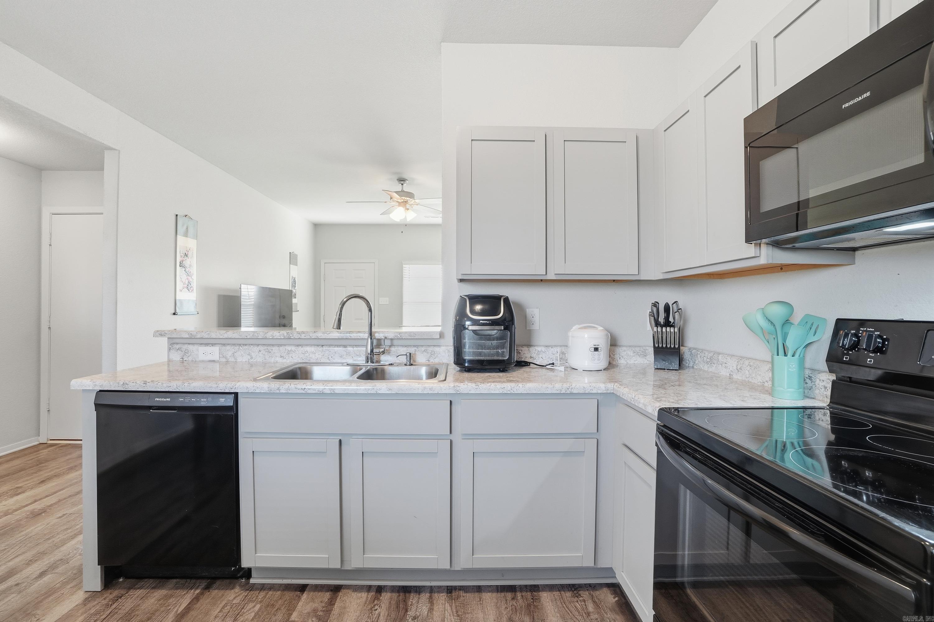 FAULKNER CROSSING - Residential