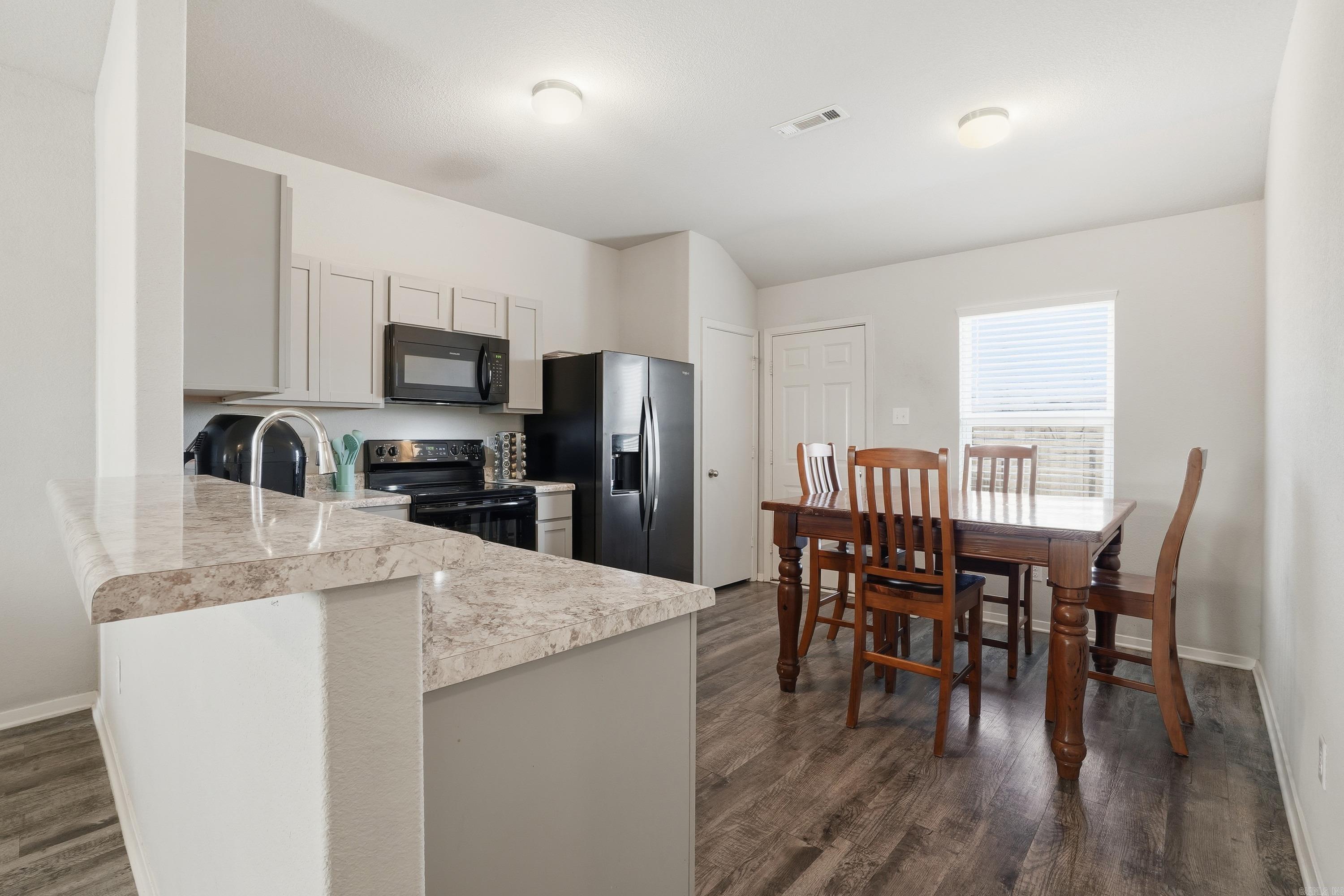 FAULKNER CROSSING - Residential